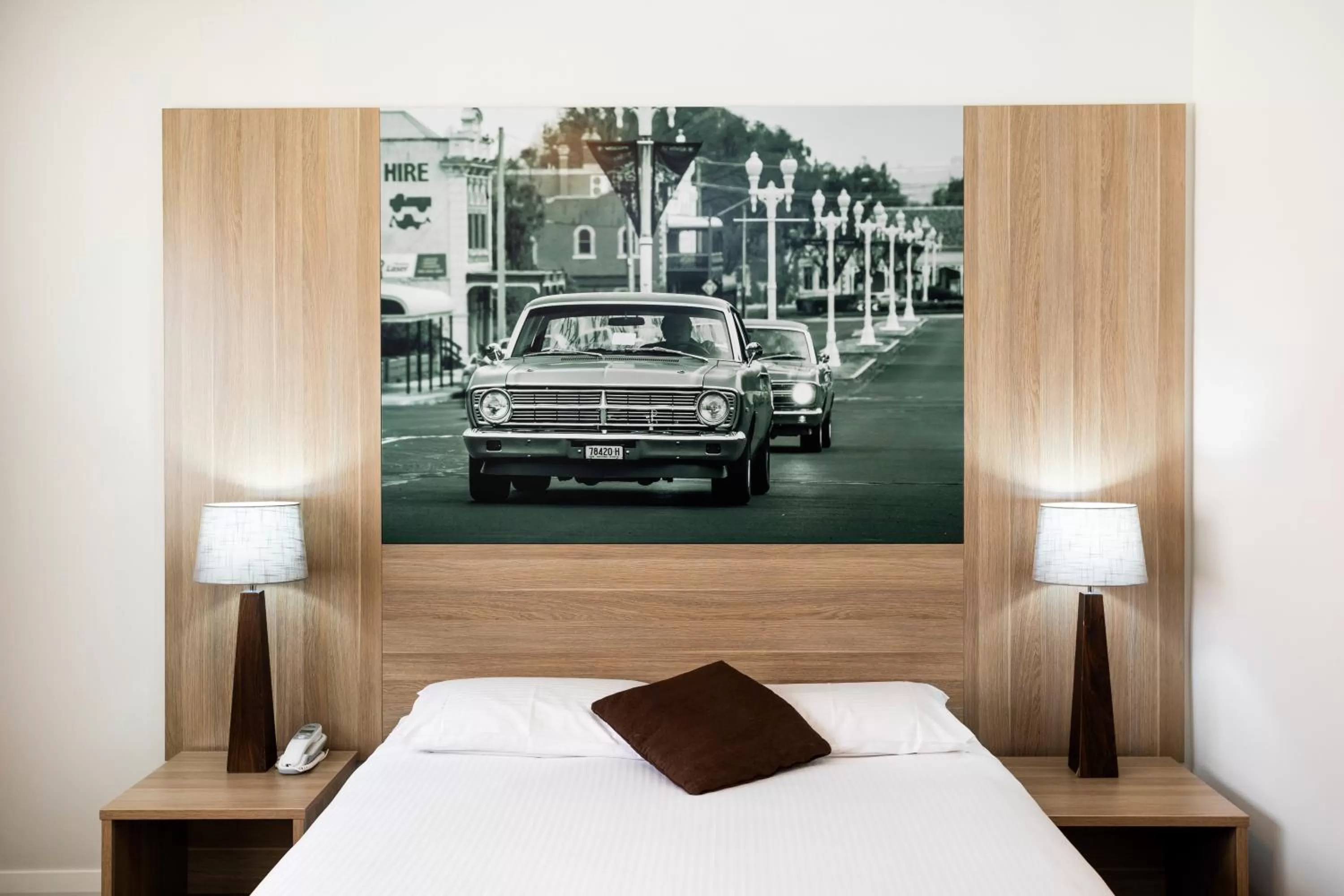 Bed in Mantra Bathurst