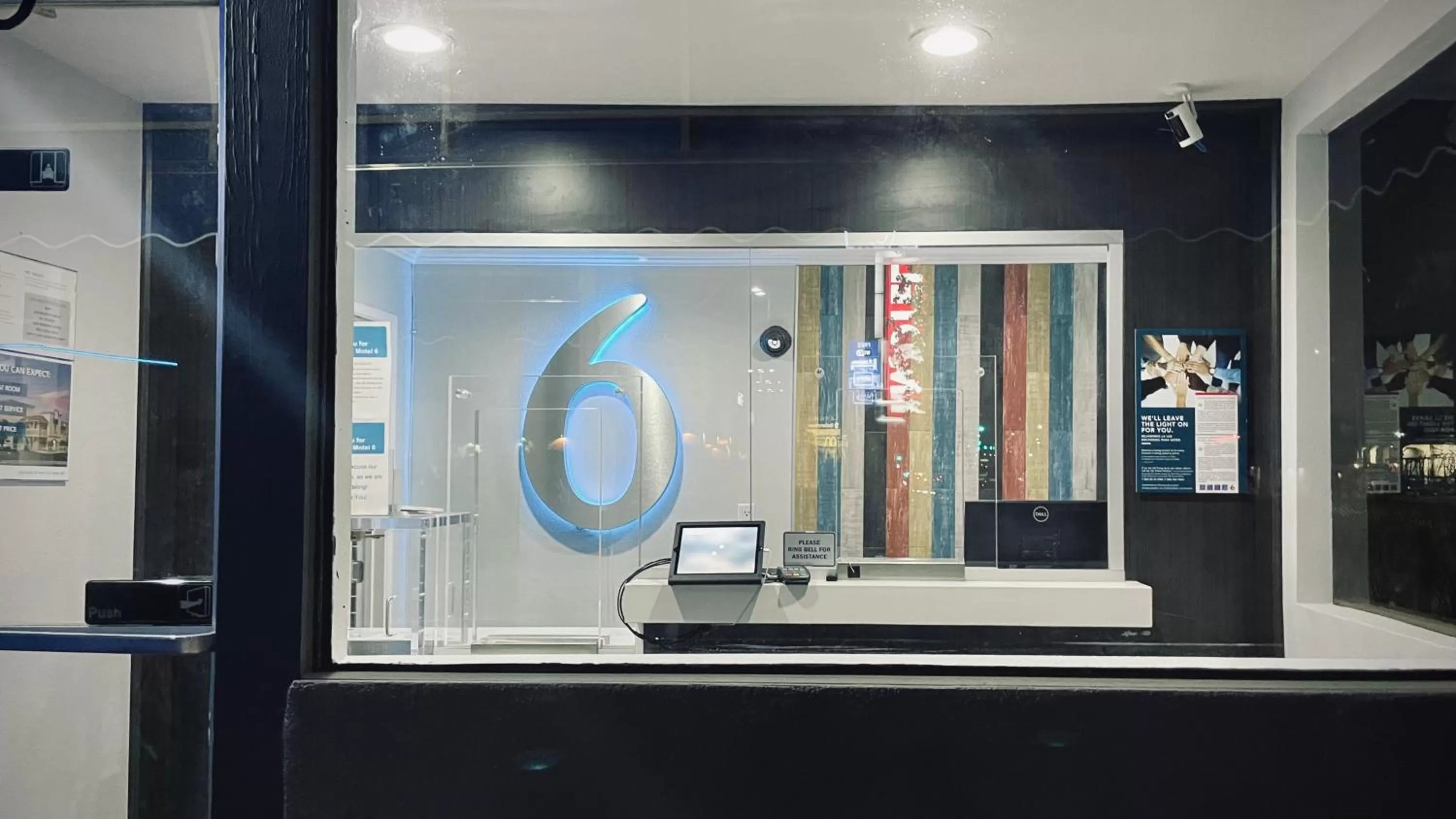 Property building in Motel 6 Pico Rivera - Los Angeles, CA