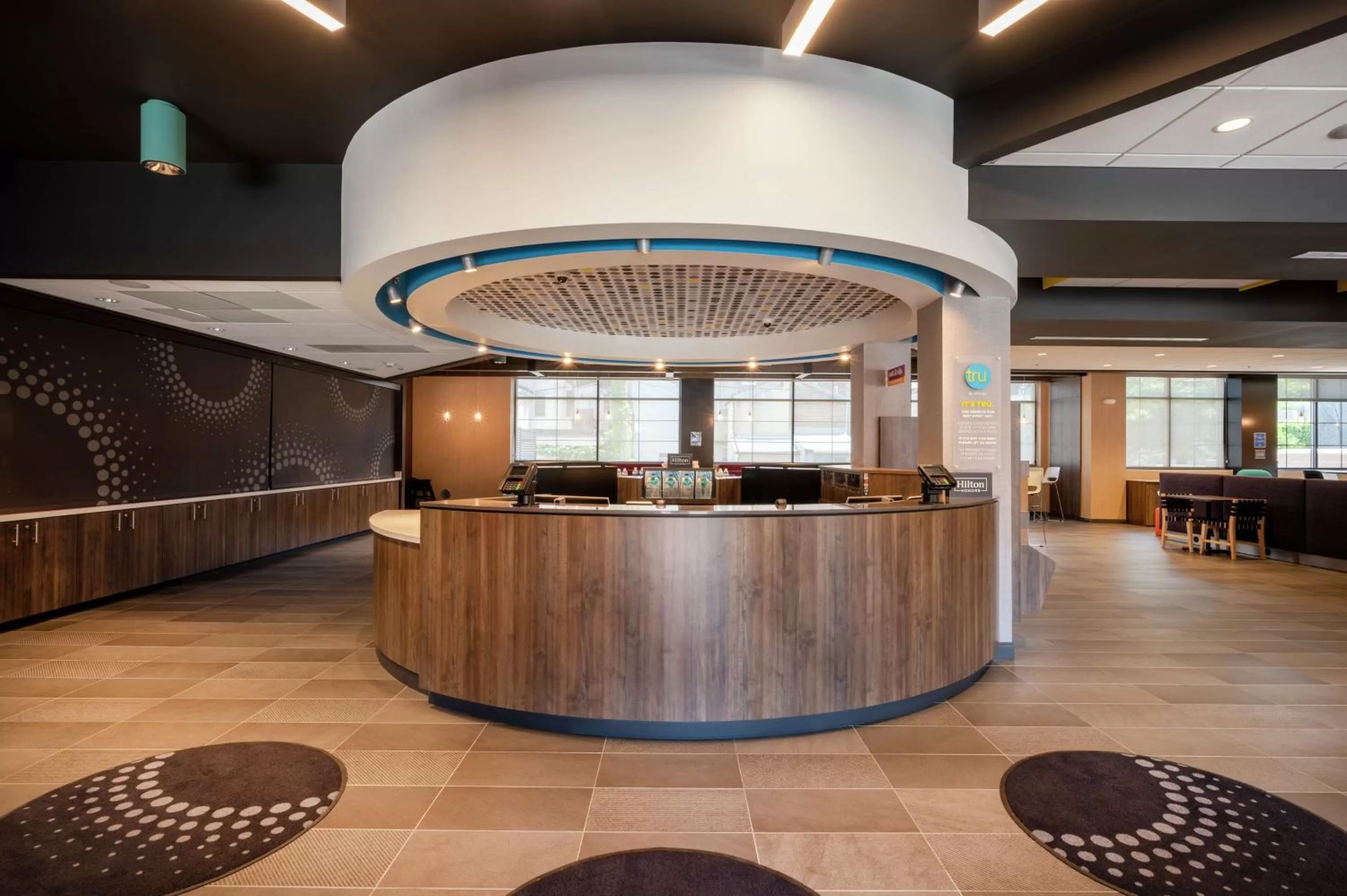 Lobby or reception in Tru By Hilton Baltimore Harbor East