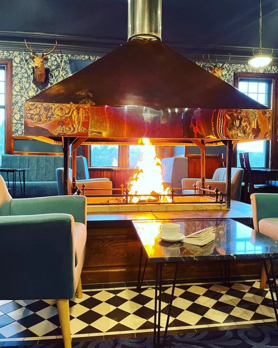 Lounge or bar in Falls of Lora Hotel