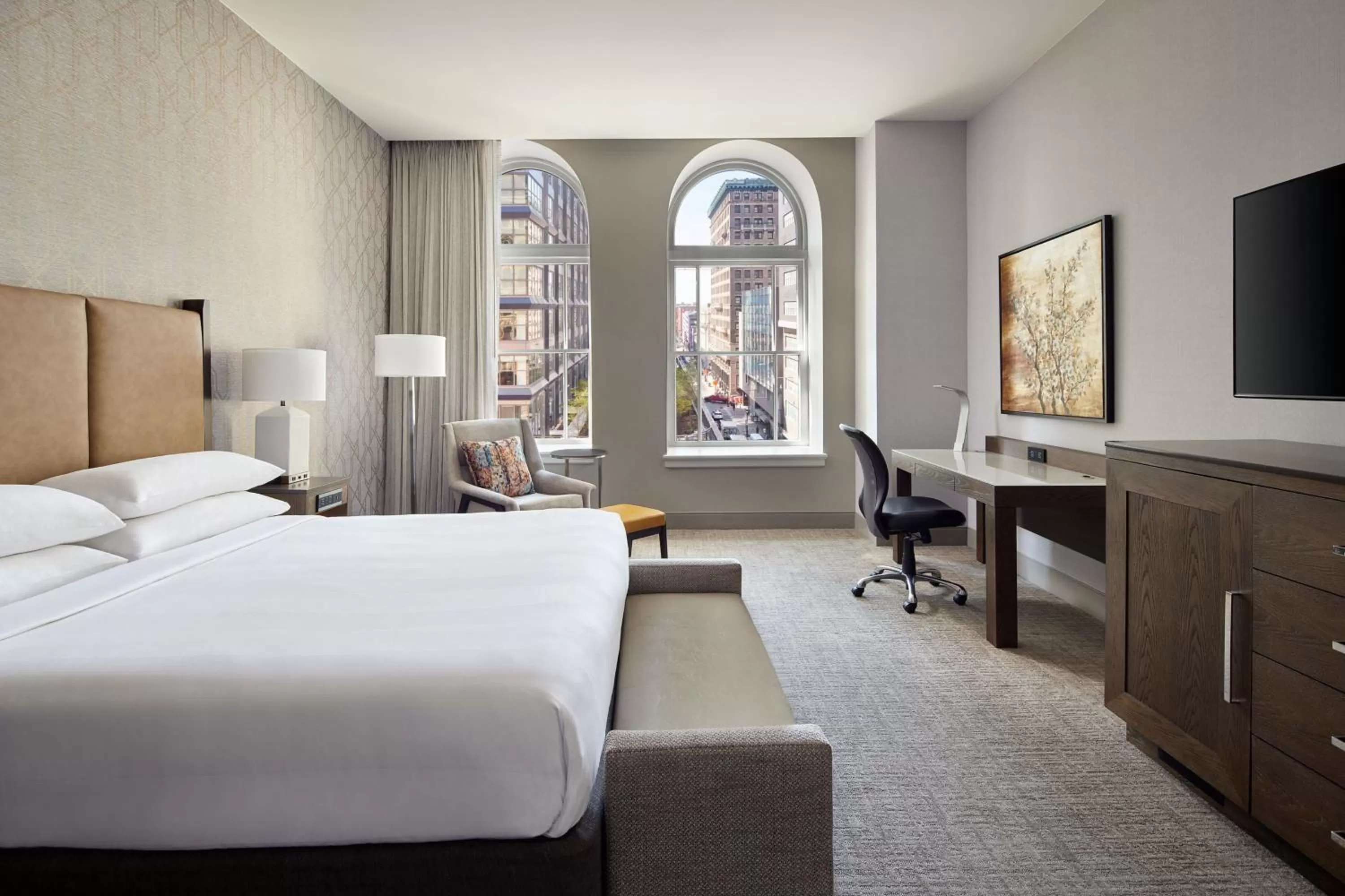 Photo of the whole room, Bed in Philadelphia Marriott Downtown