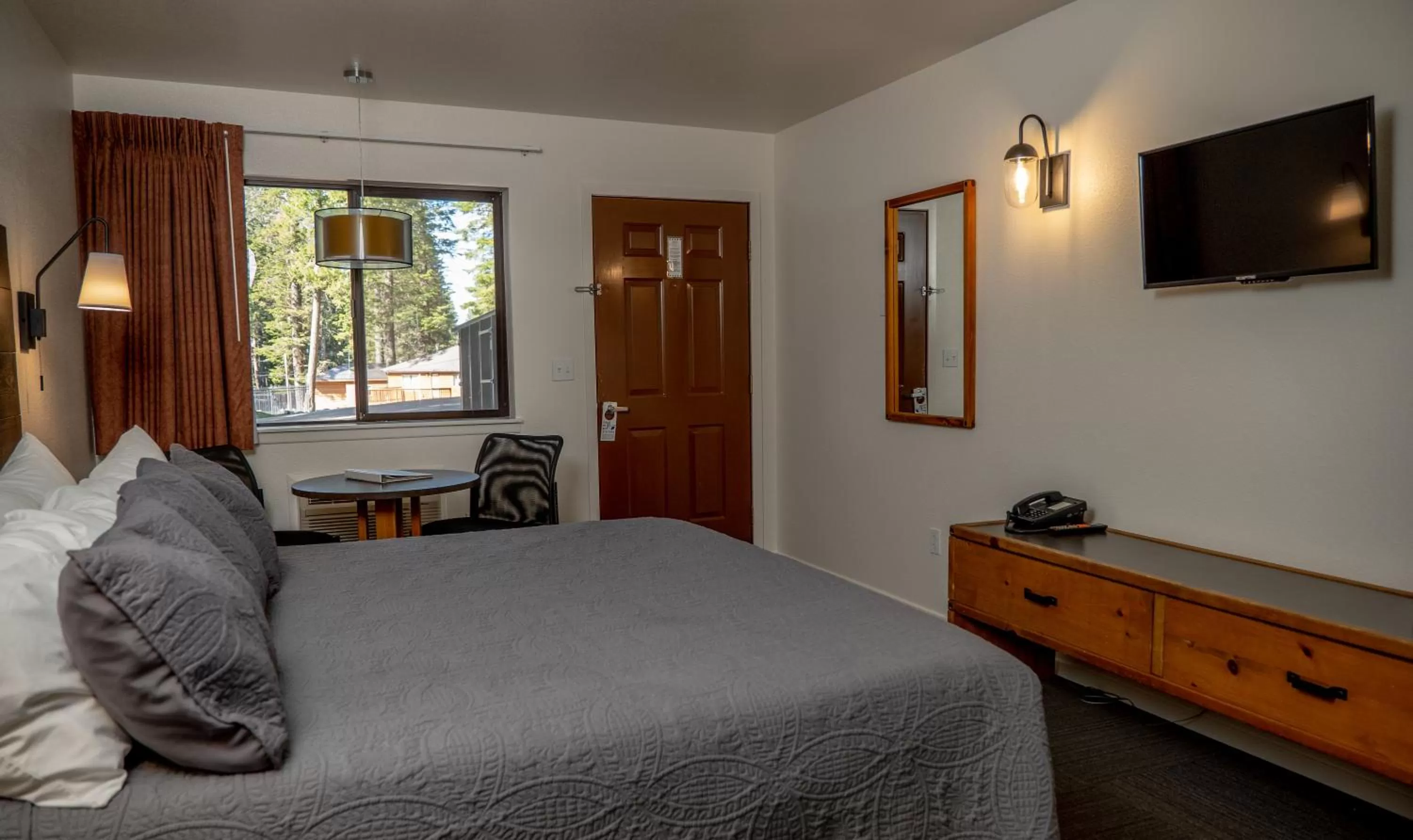 Bedroom, Bed in Eagle Cap Chalets