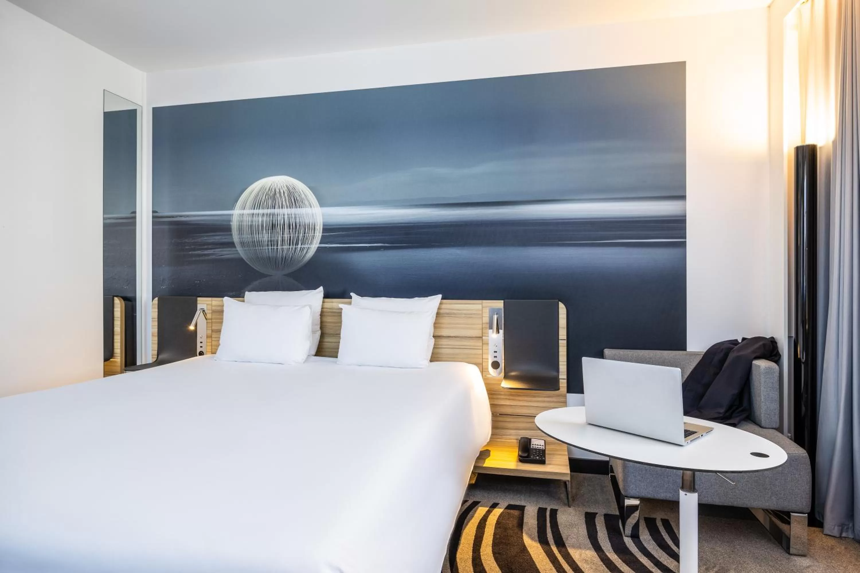 Bedroom, Bed in Hotel Novotel Brussels Off Grand Place