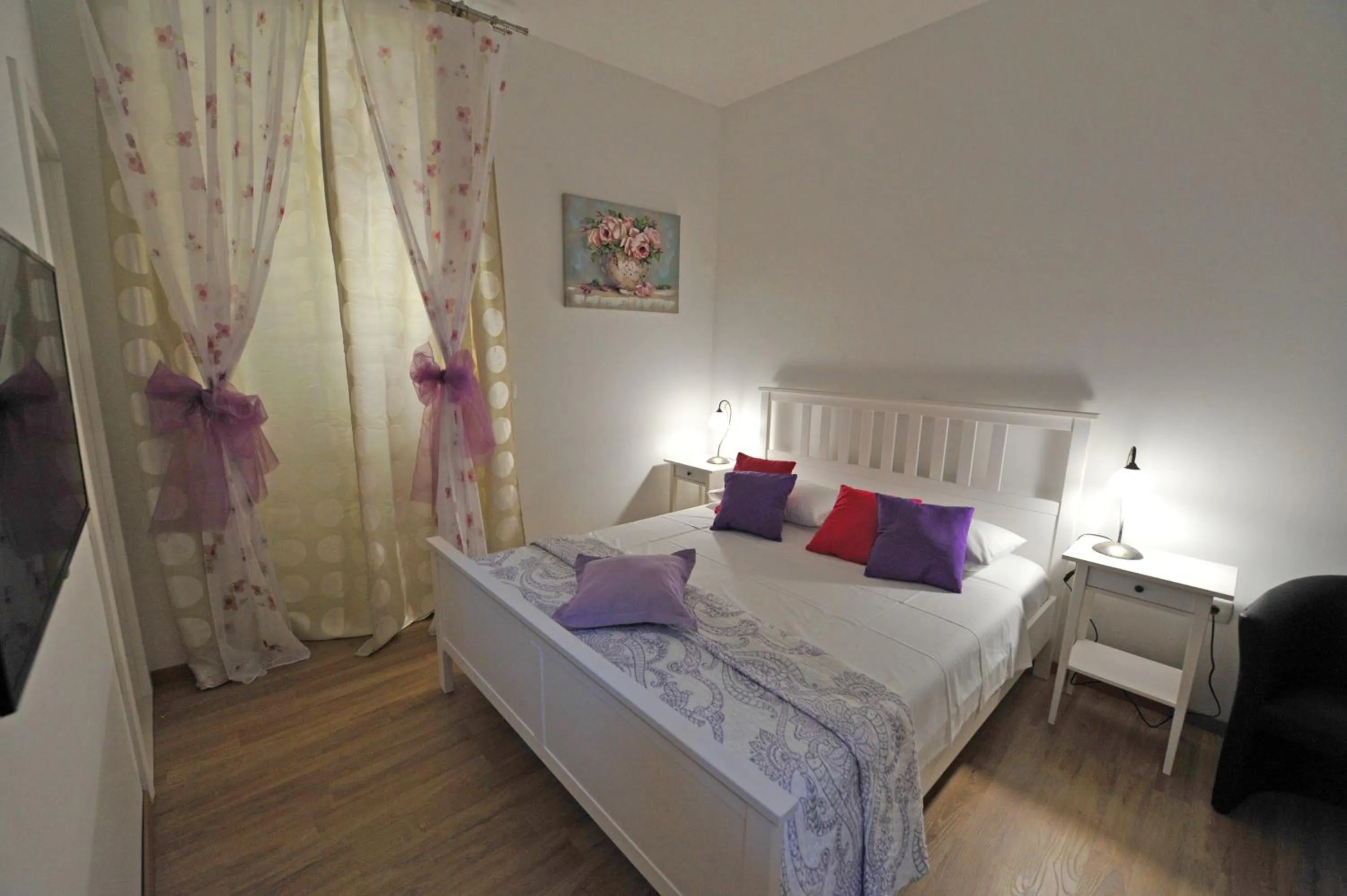 Bed in Luxury Rooms Nirvana