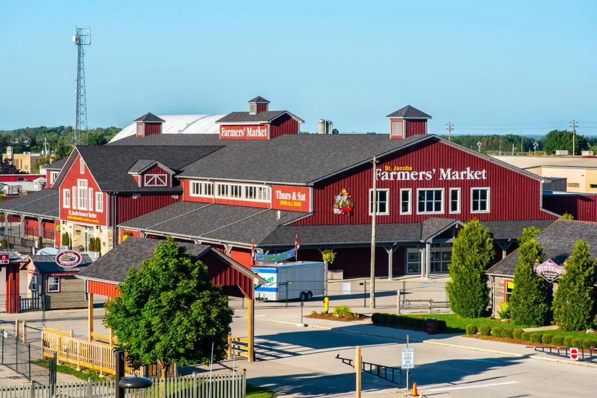 Street view in Staybridge Suites - Waterloo - St. Jacobs Area