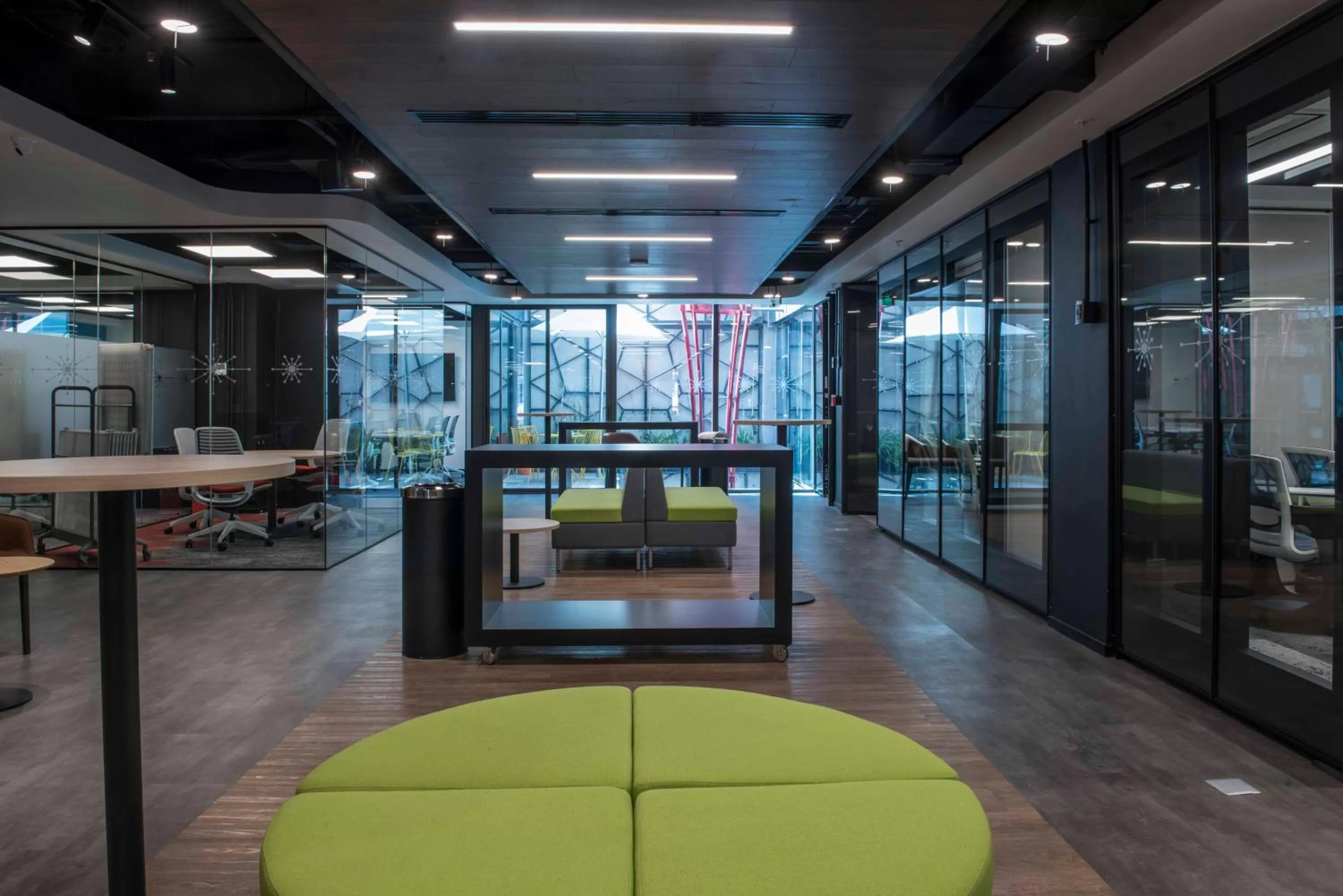 Business facilities in Hotel Nodo - El hotel que respira