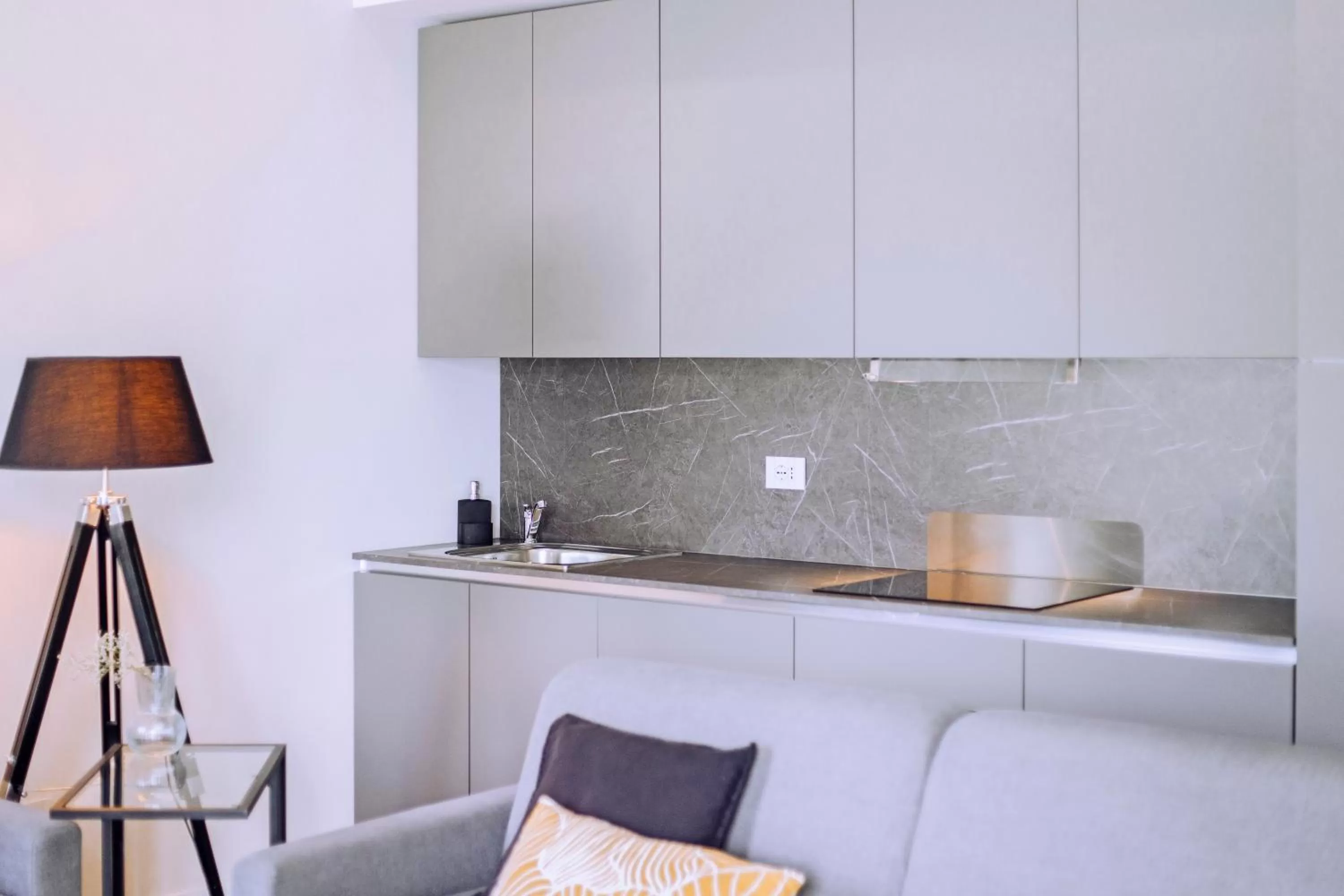 Kitchen or kitchenette in Ah Porticcioli Boutique Apartments