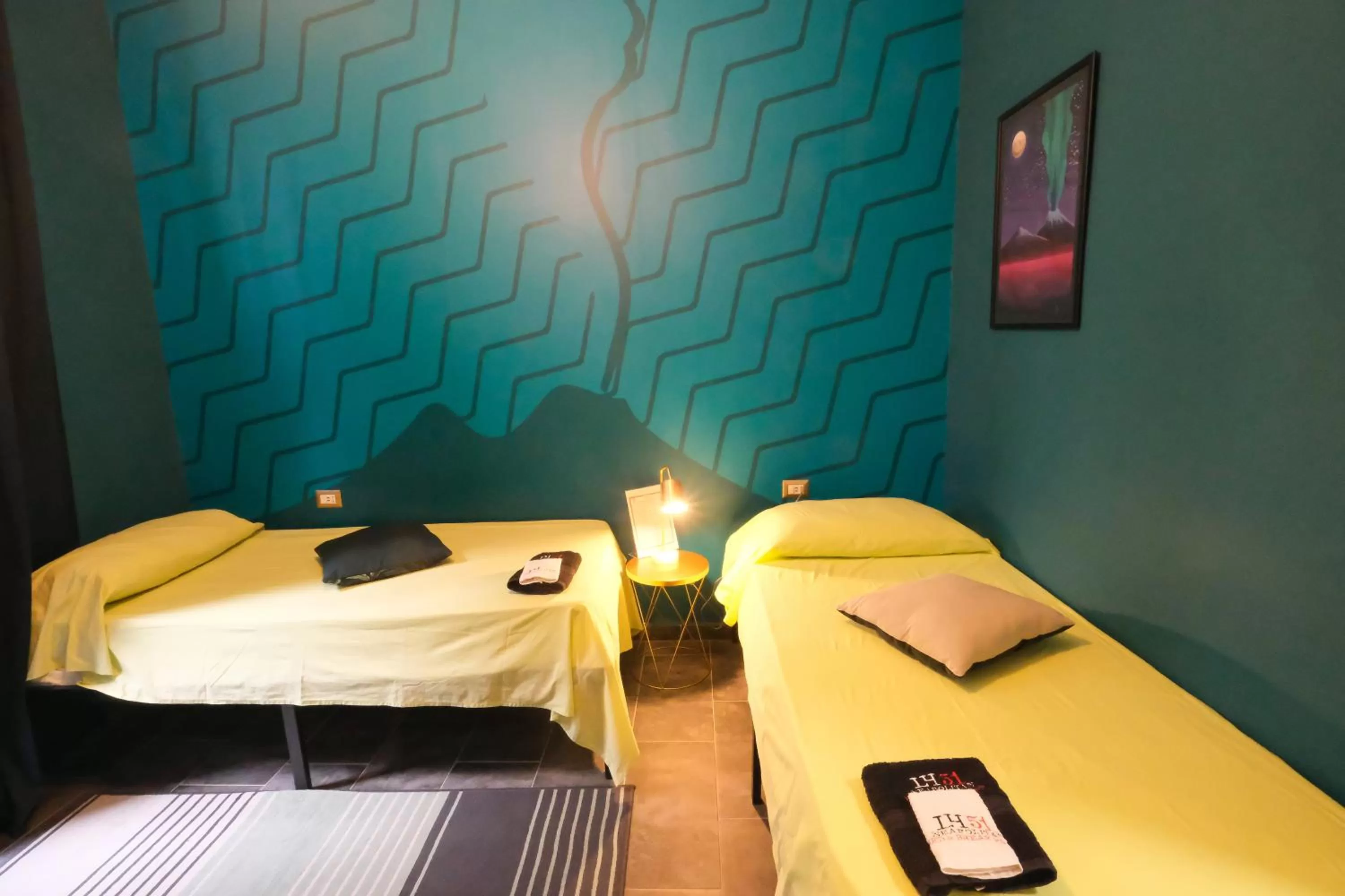 Bedroom, Bed in LH51 B&B