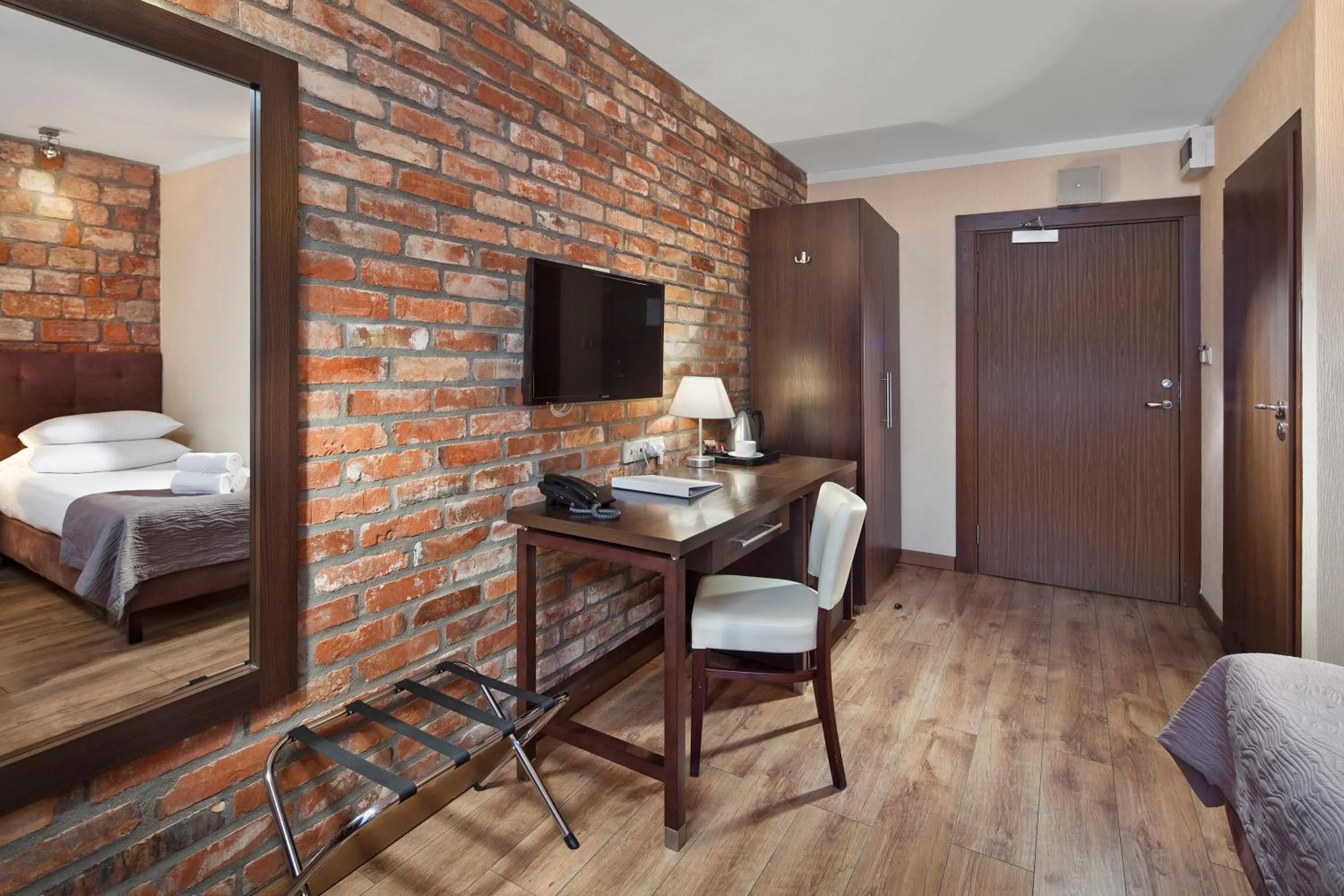 Photo of the whole room in Hotel Bonum Old Town