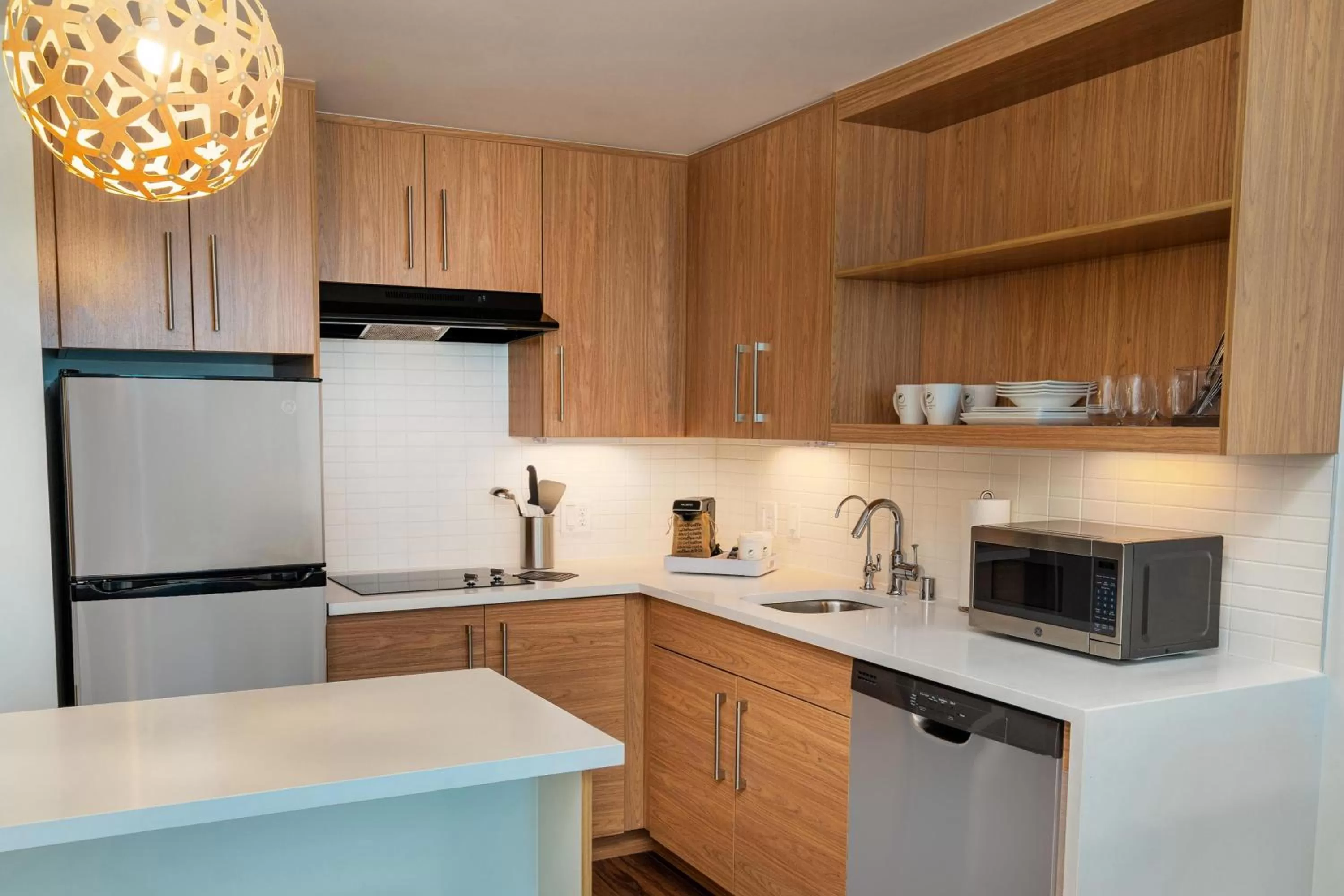 Bedroom in Element Sacramento Airport