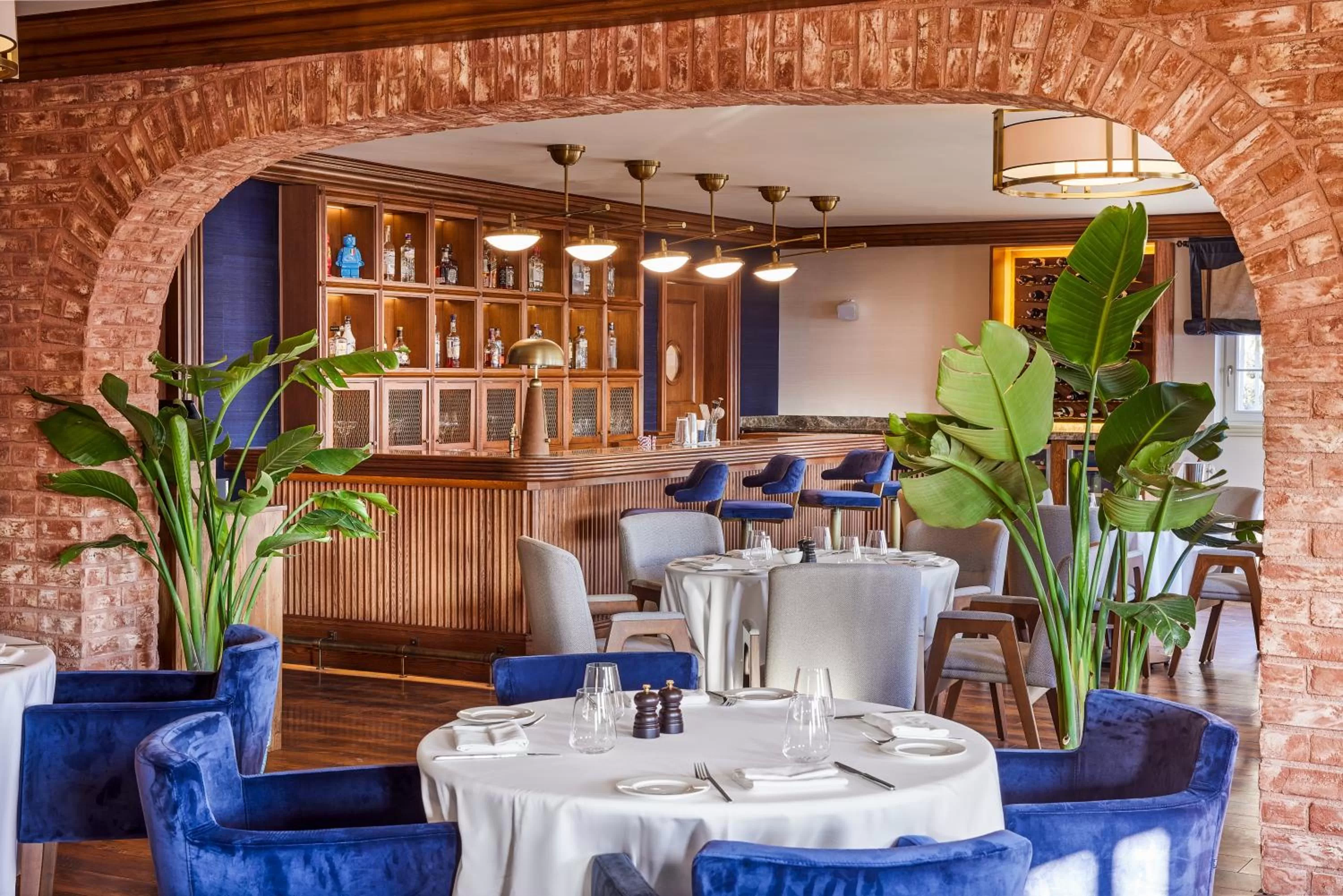 Restaurant/places to eat in Six Senses Kocatas Mansions