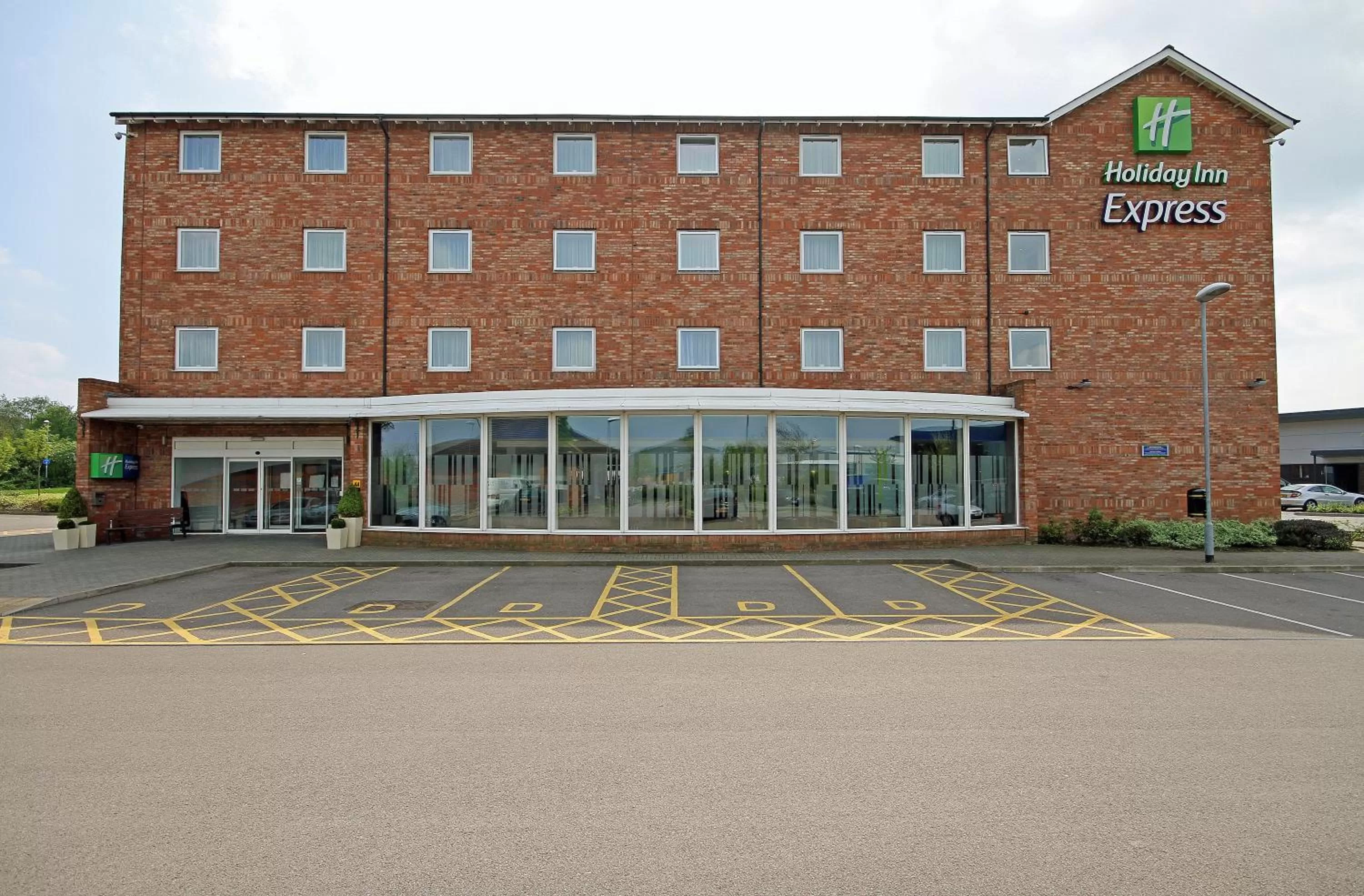 Property building in Holiday Inn Express Nuneaton by IHG