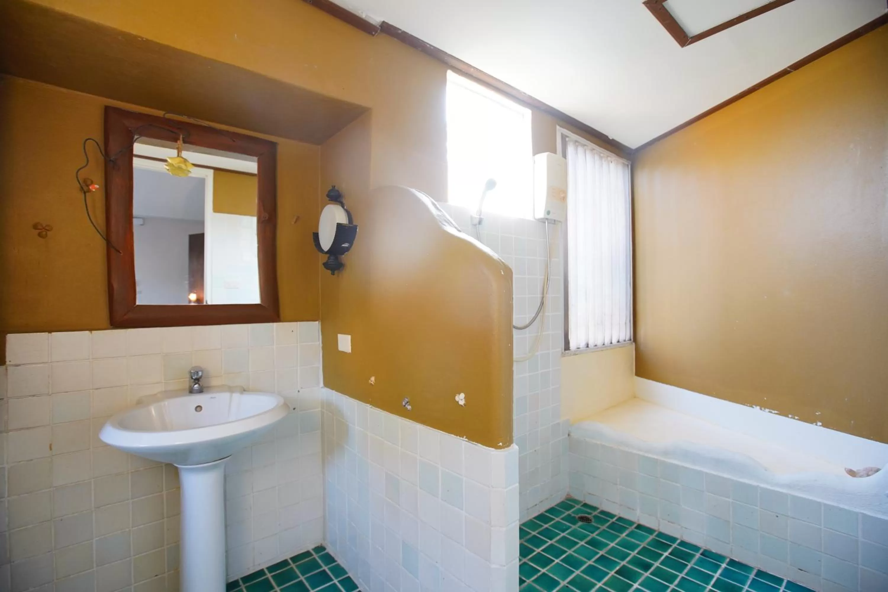 Bathroom in Tanaosri Resort Pranburi