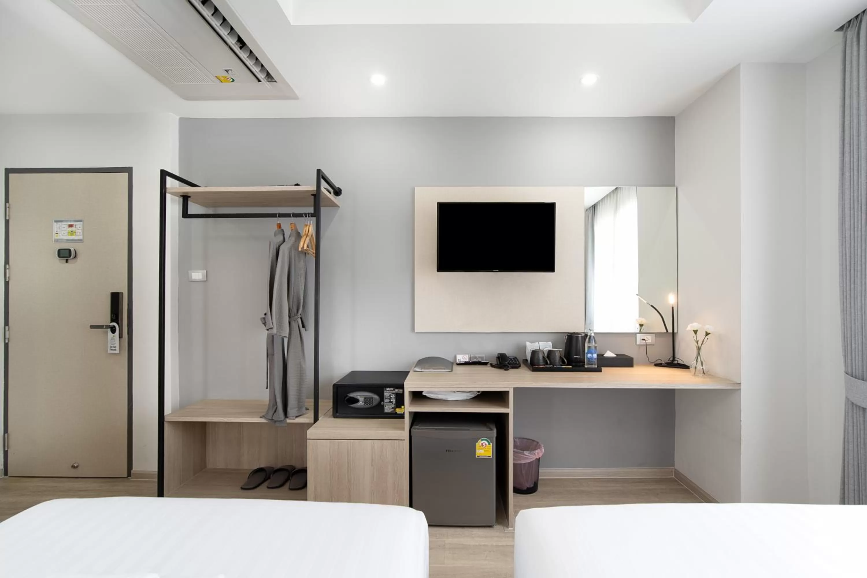 Bed in The Riski Hotel at Bangphlat Station SHA