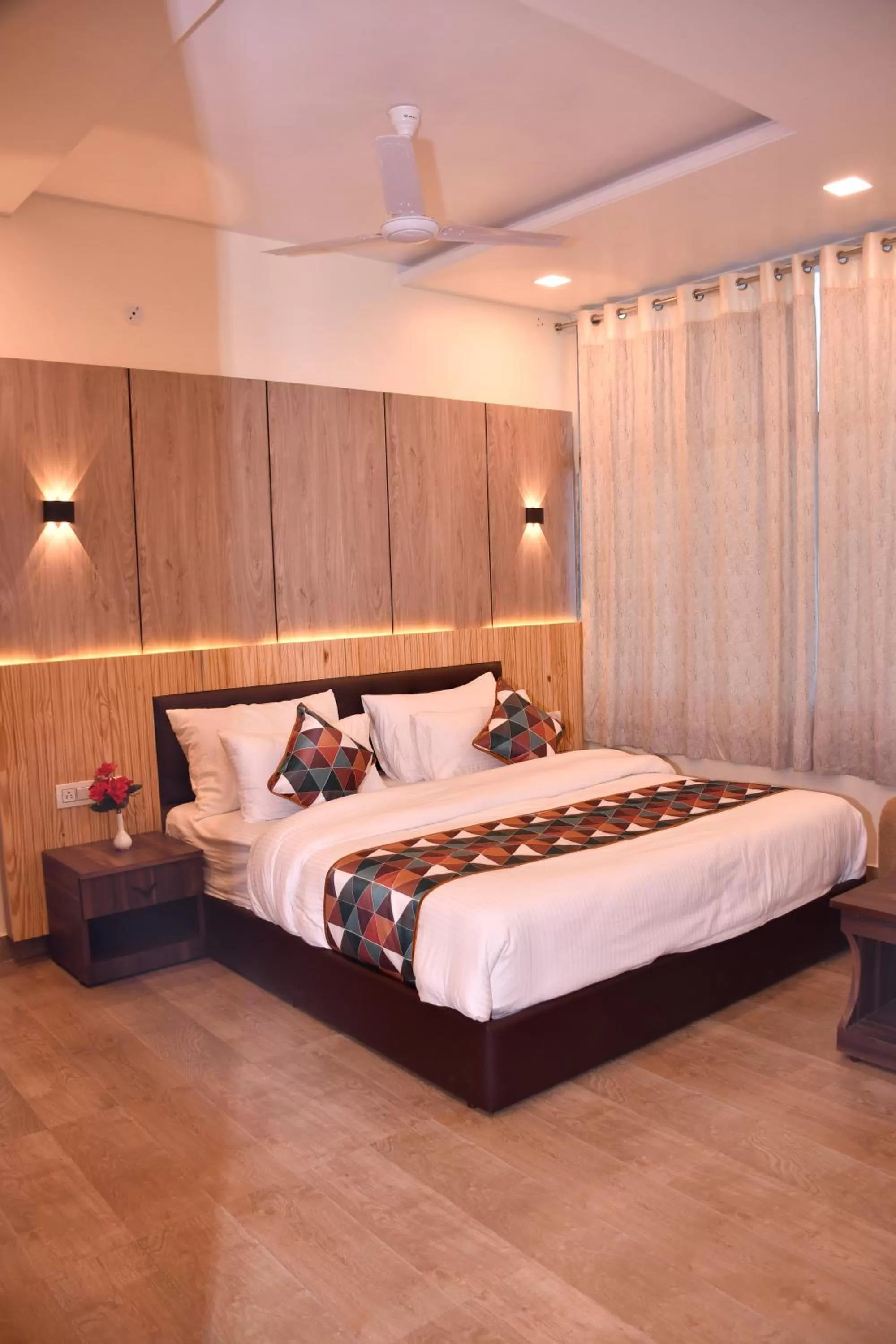 Bed in Hotel Saif Ranthambhore