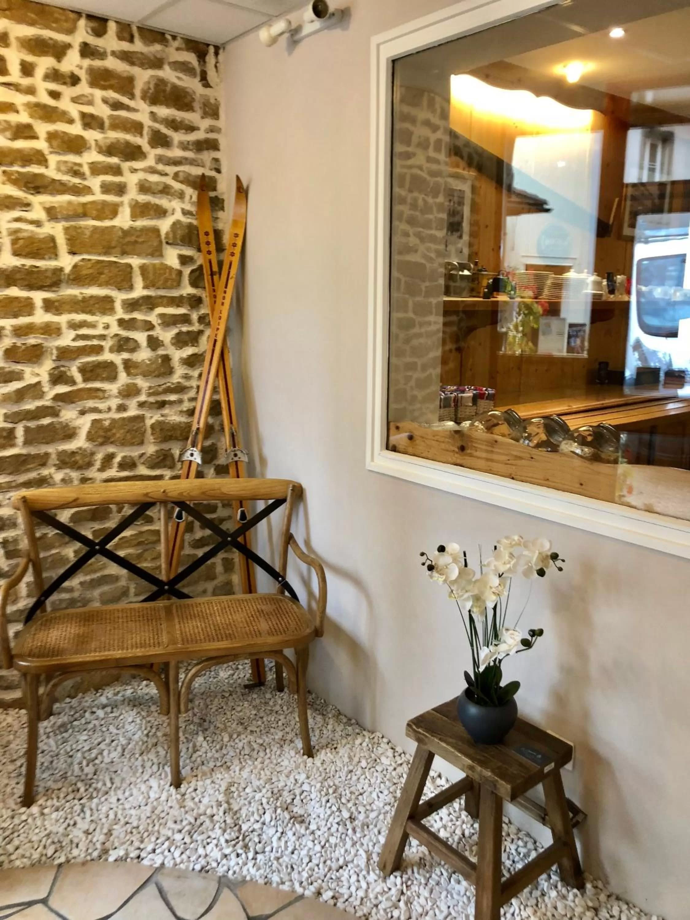 Decorative detail in Hotel Les Montagnards