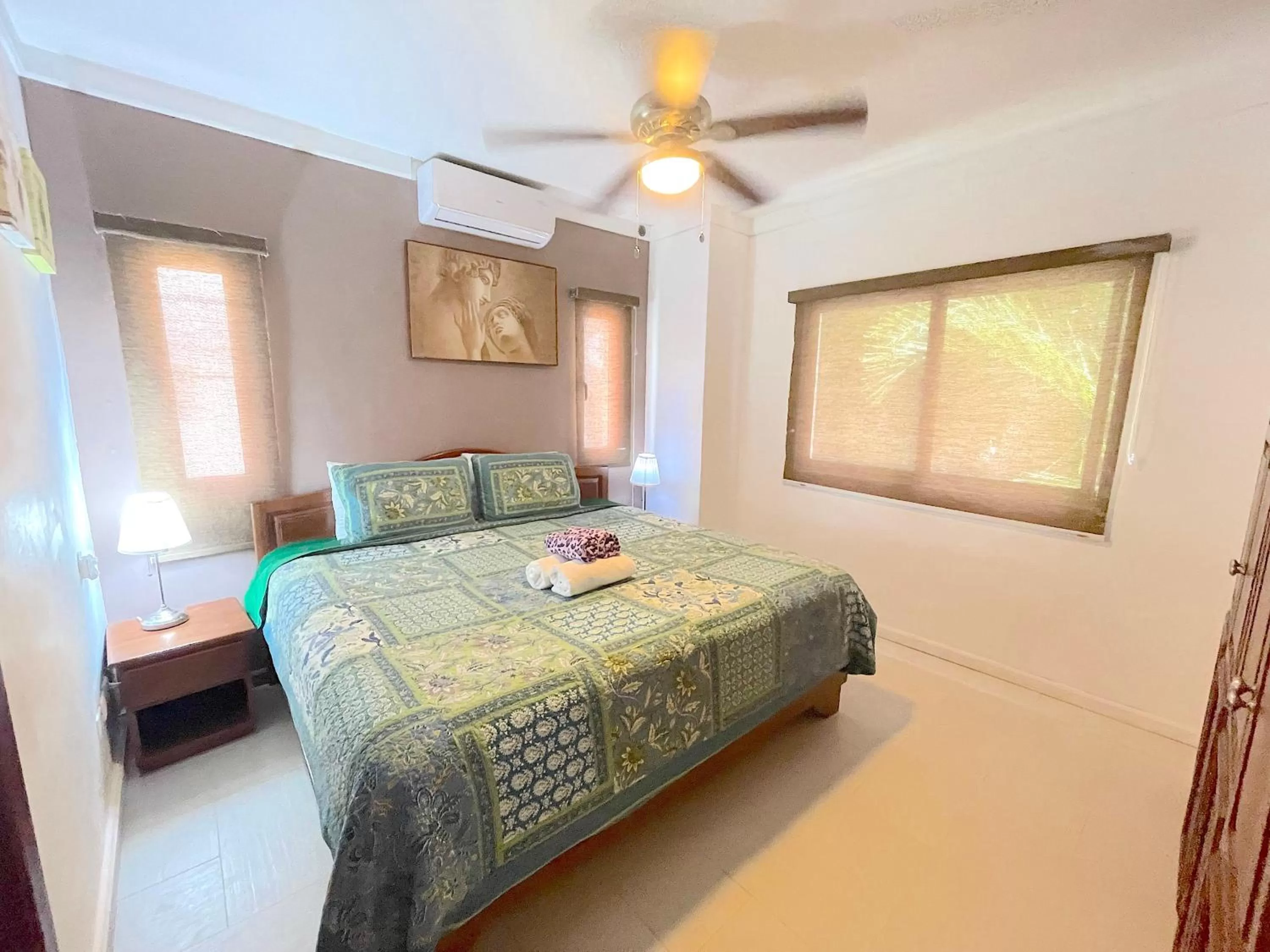 Bed in HOTEL Beach VILLAS Los Corales WIFI & BBQ BEACH CLUB