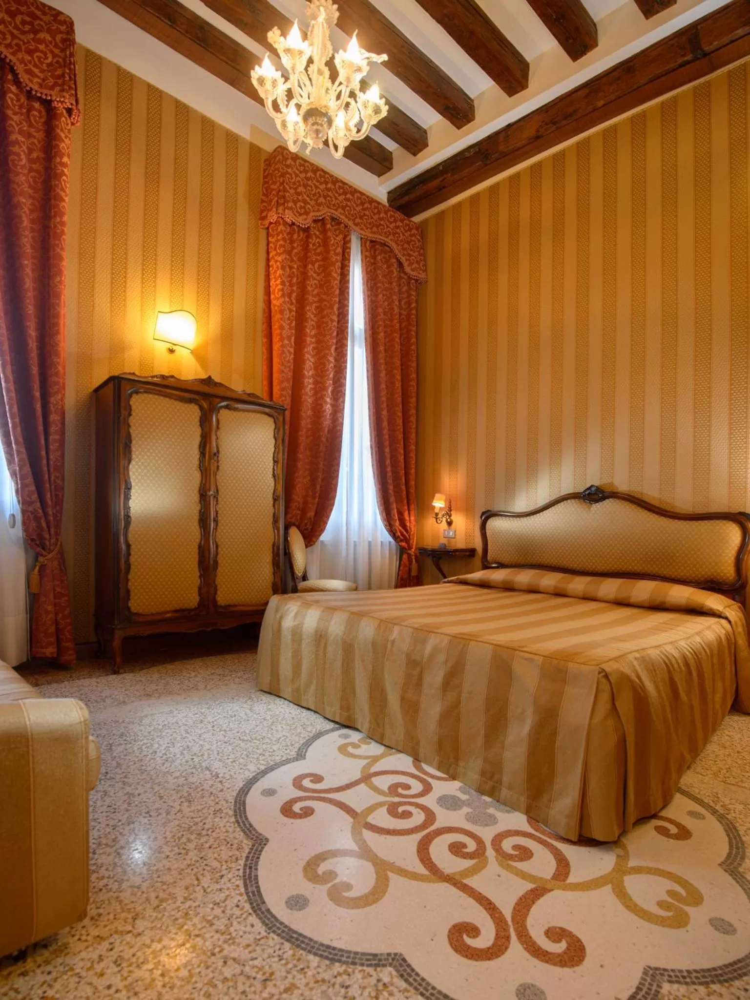 Photo of the whole room, Bed in Centauro Hotel