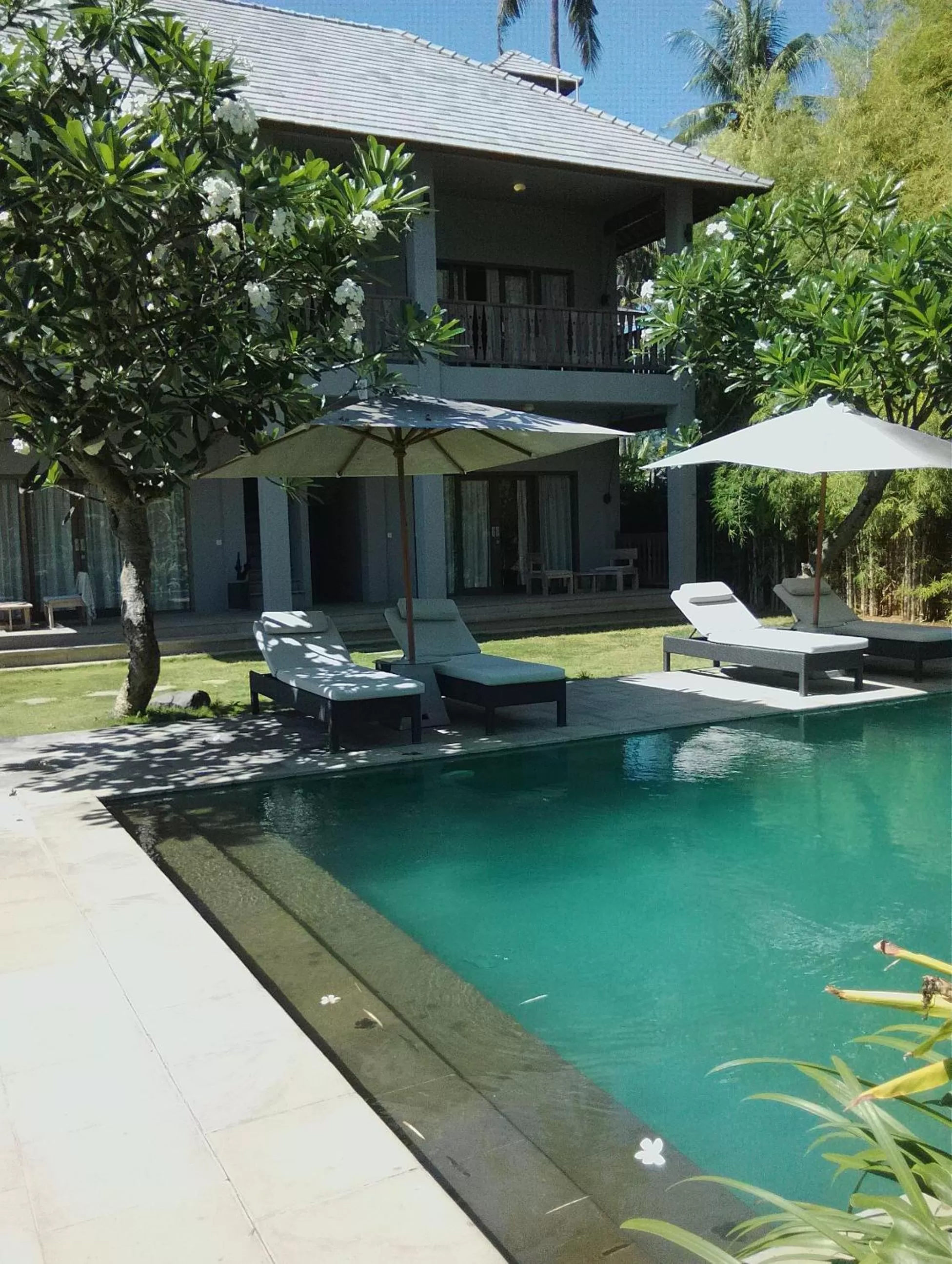 Property building in Ju'Blu Hotel