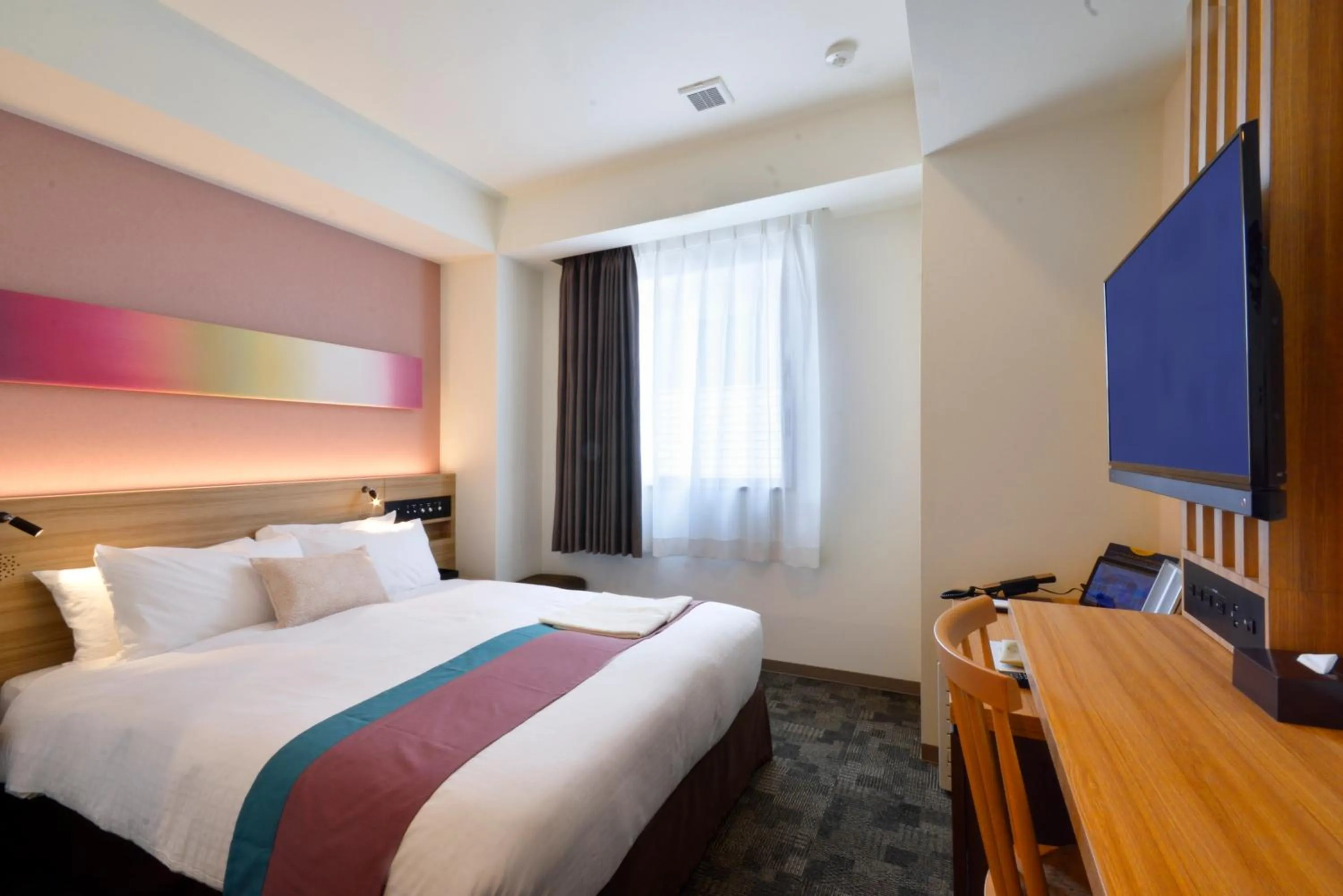 Photo of the whole room, Bed in Rembrandt Style Tokyo Nishikasai Grande