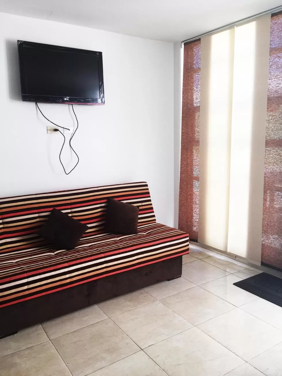 TV and multimedia in Zuruma Hotel