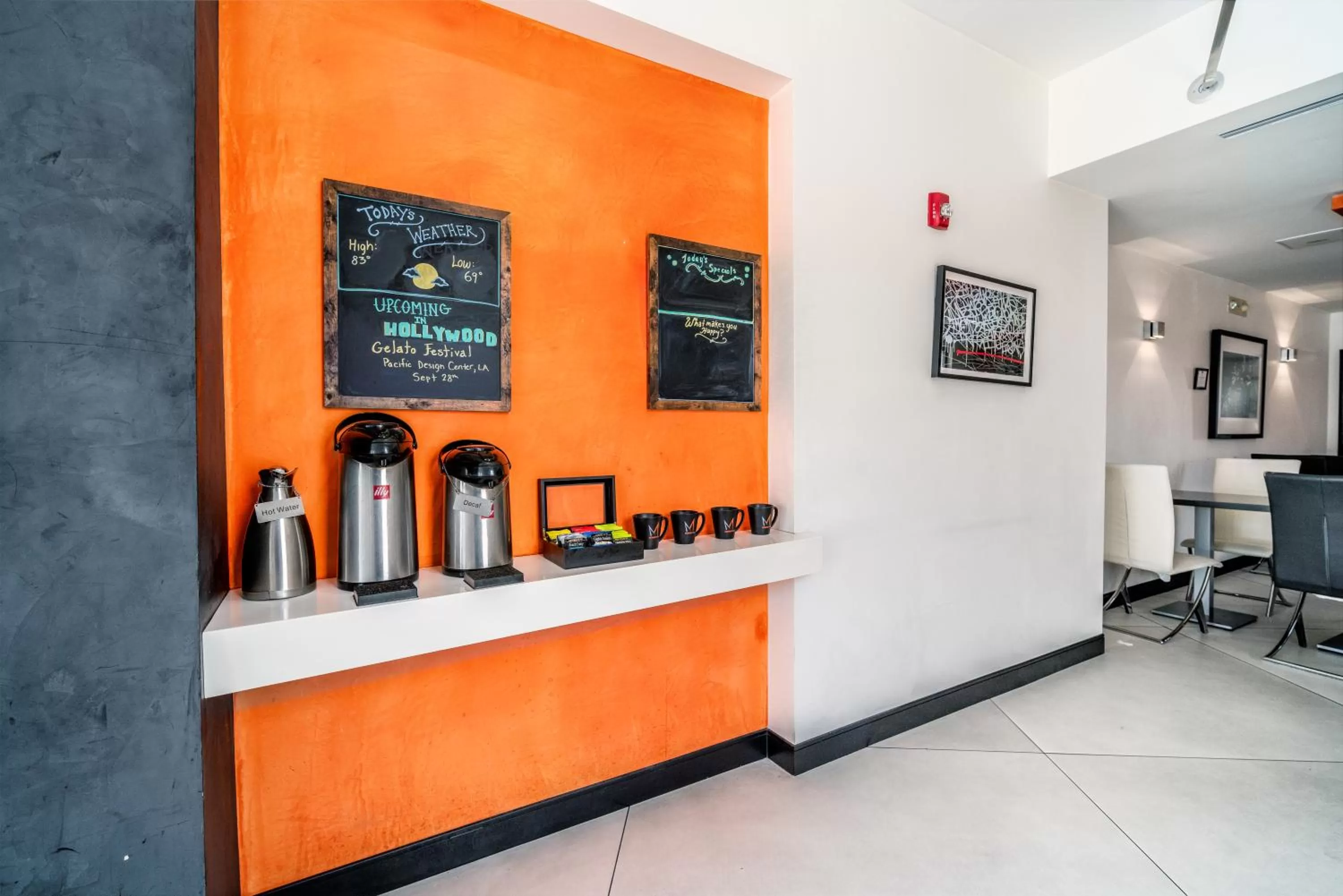 Lobby or reception in The Moment Hotel