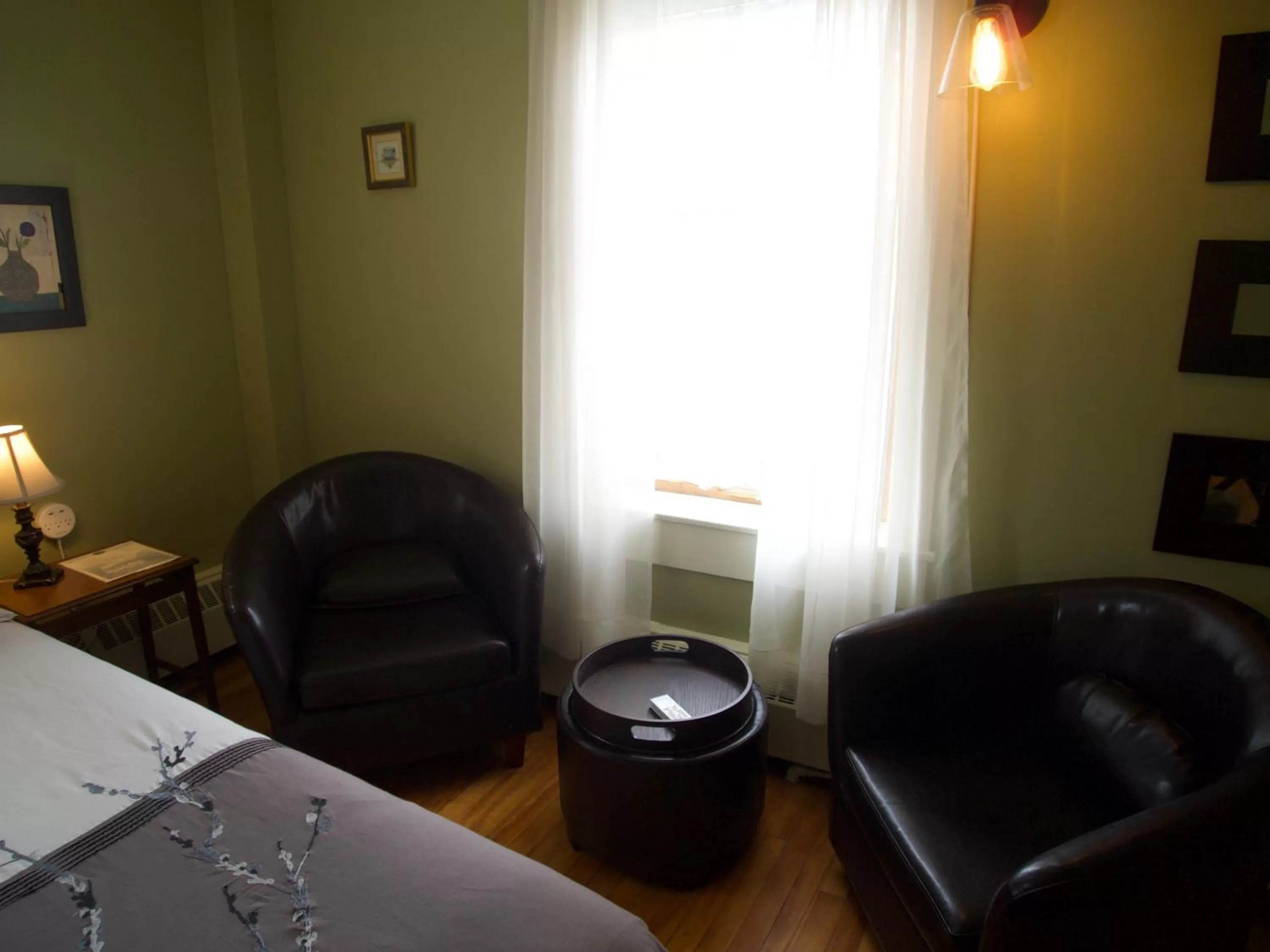 Seating Area in Au Manoir de la rue Merry