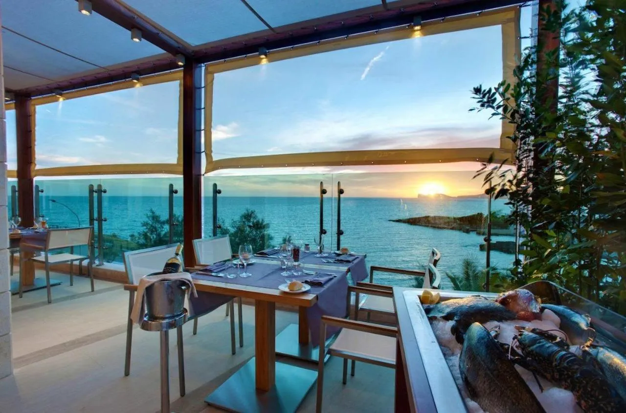 Restaurant/places to eat in Smy Carlos V Wellness & Spa Alghero