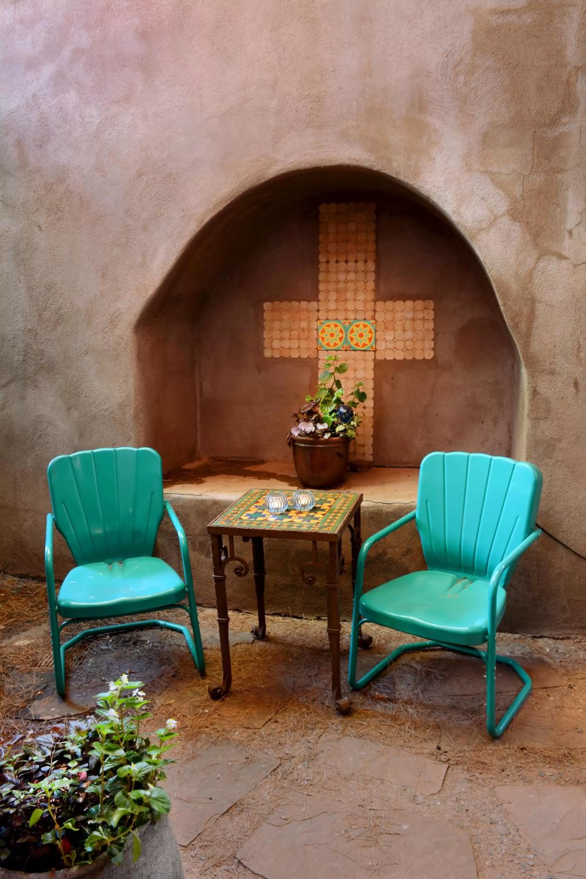 Property building in El Portal Sedona Hotel