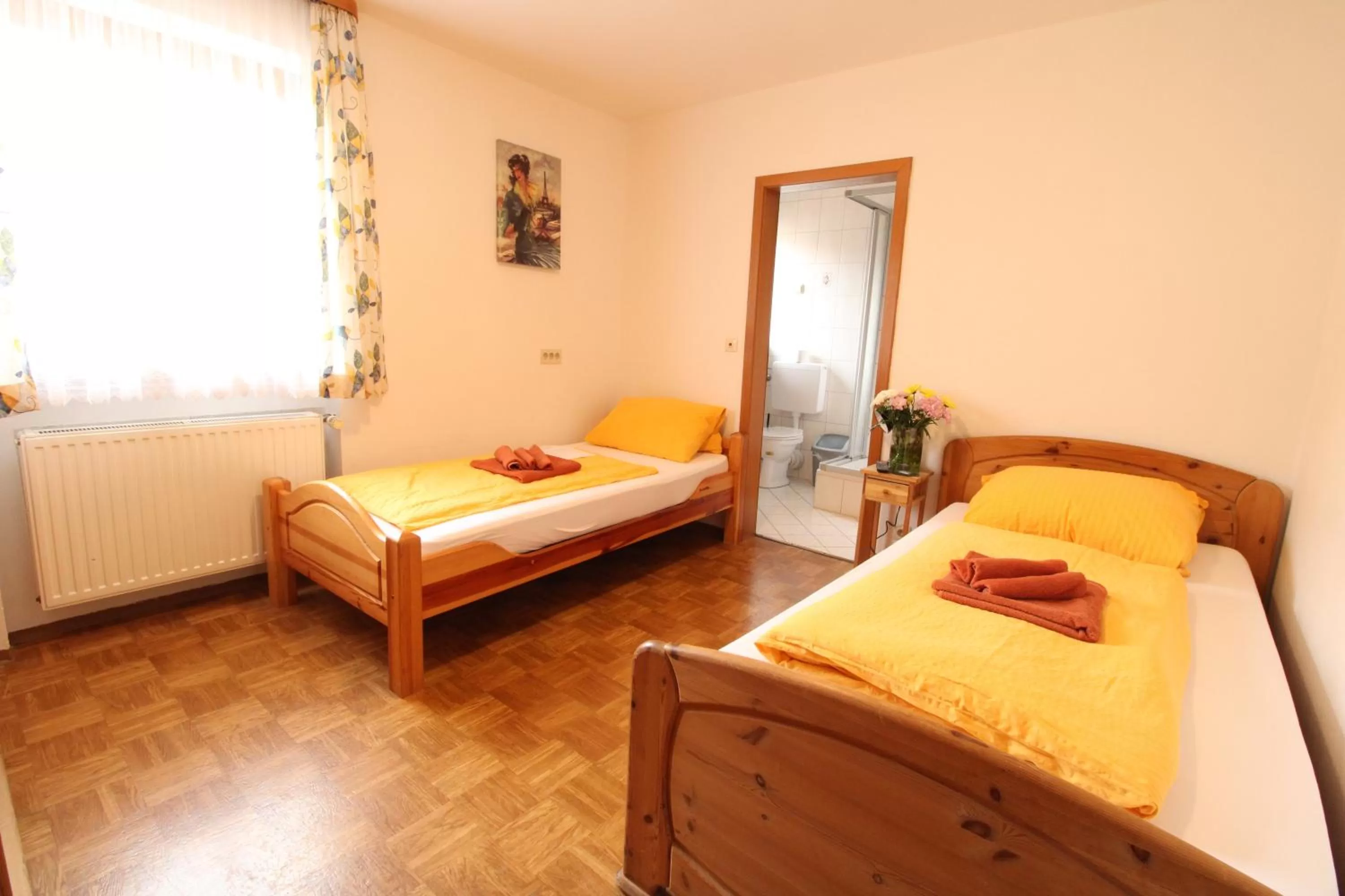 Photo of the whole room, Bed in Zur Auszeit