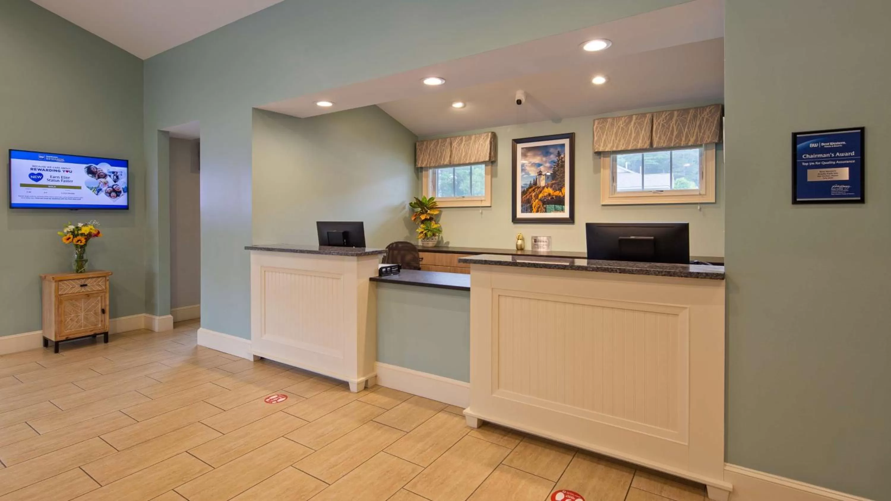 Lobby or reception in Best Western Acadia Park Inn