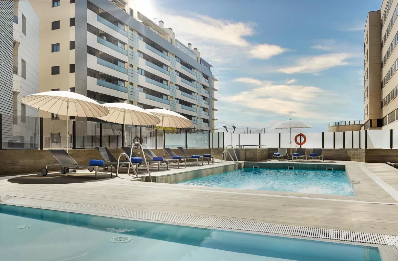 Swimming pool in Gran Hotel Luna de Granada