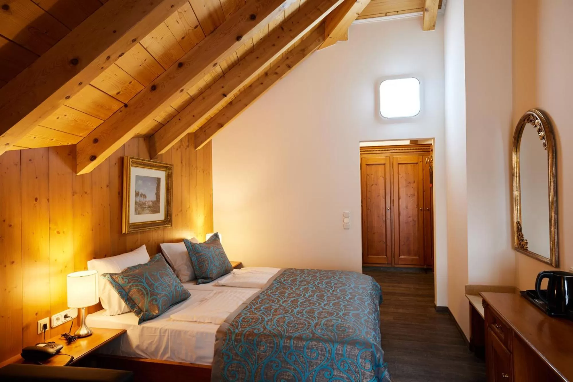 Bed in Atlas Posthotel