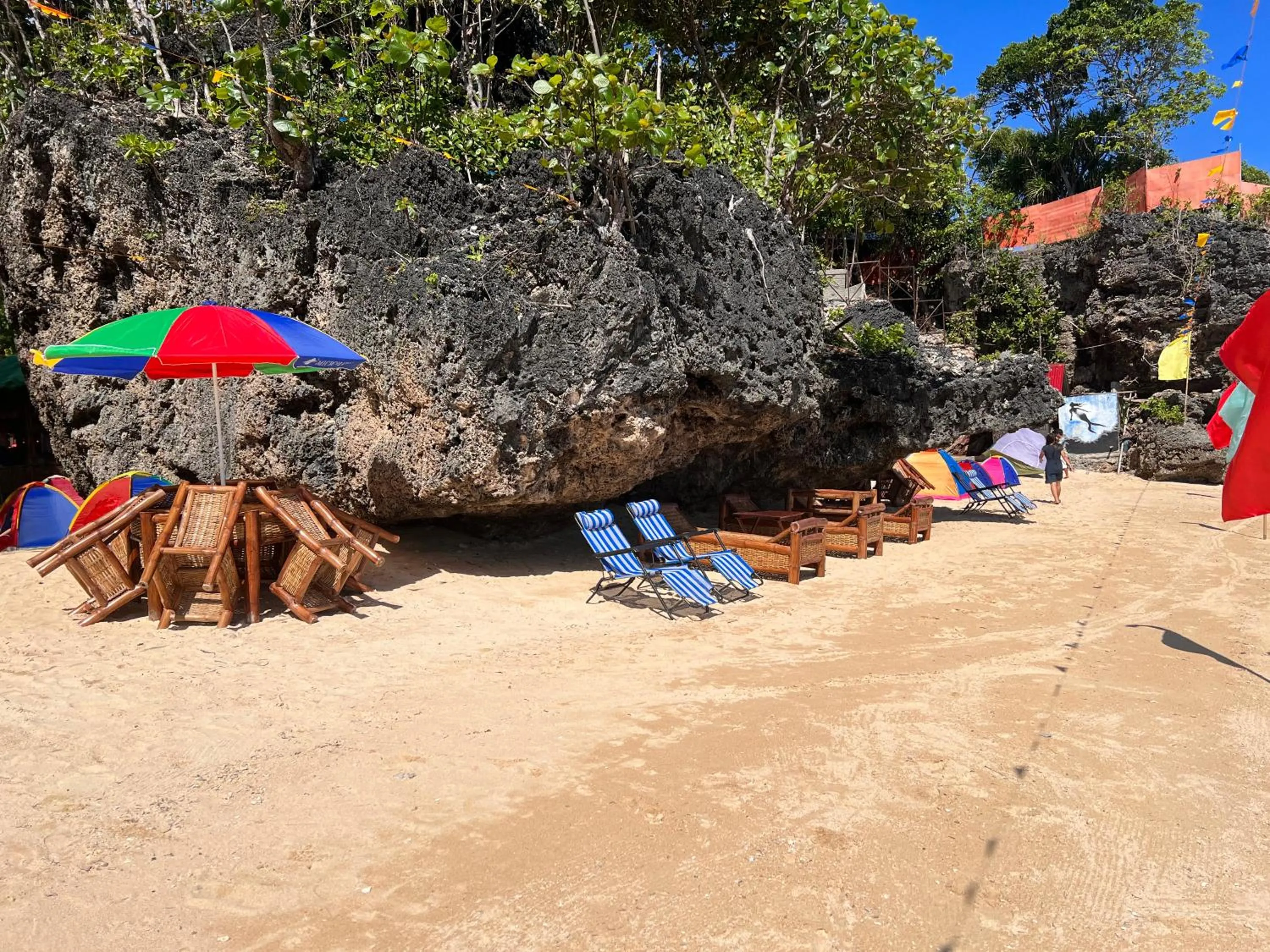 Seating area in Gratum Beach Resort