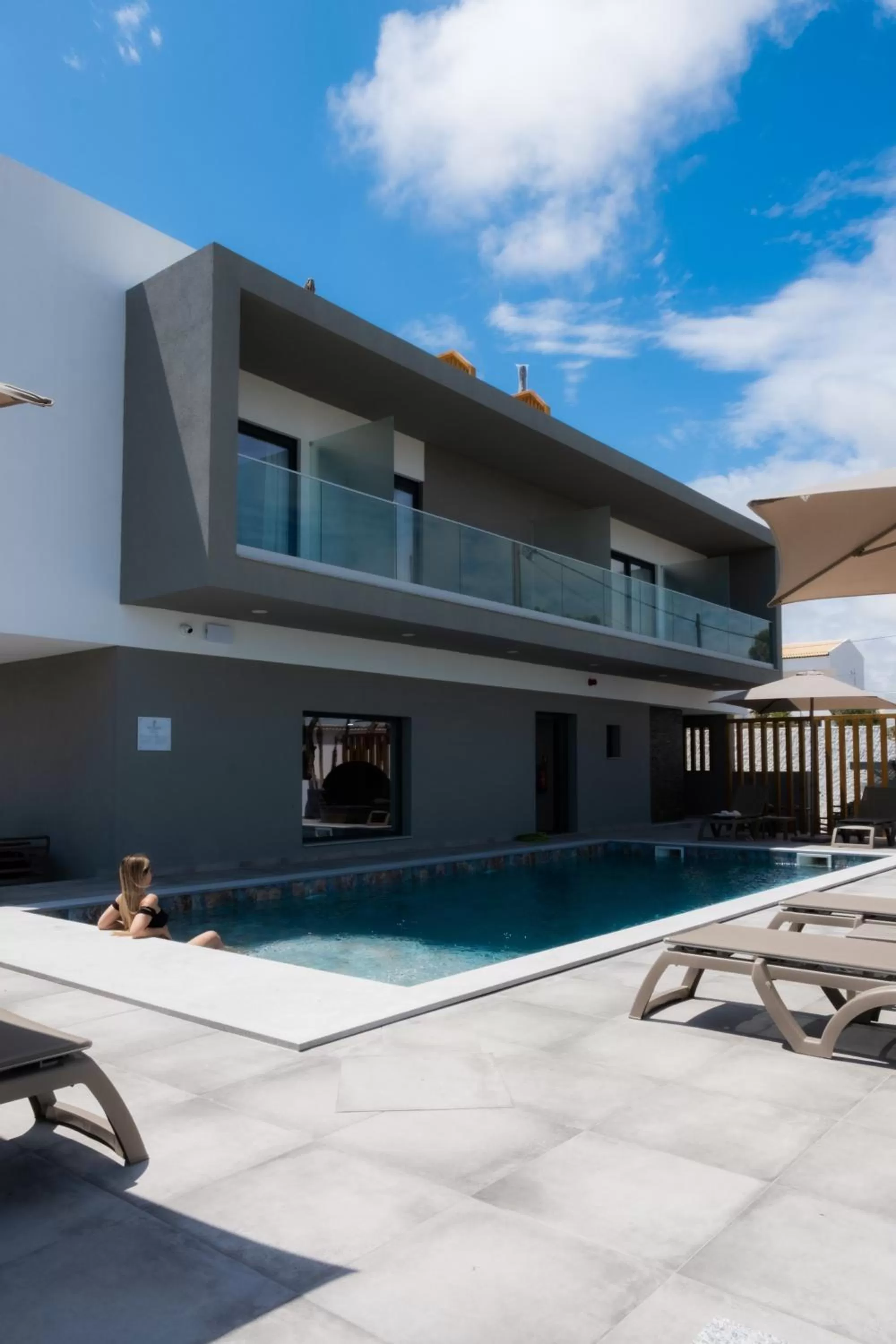 Property building in Ria Formosa Guest House