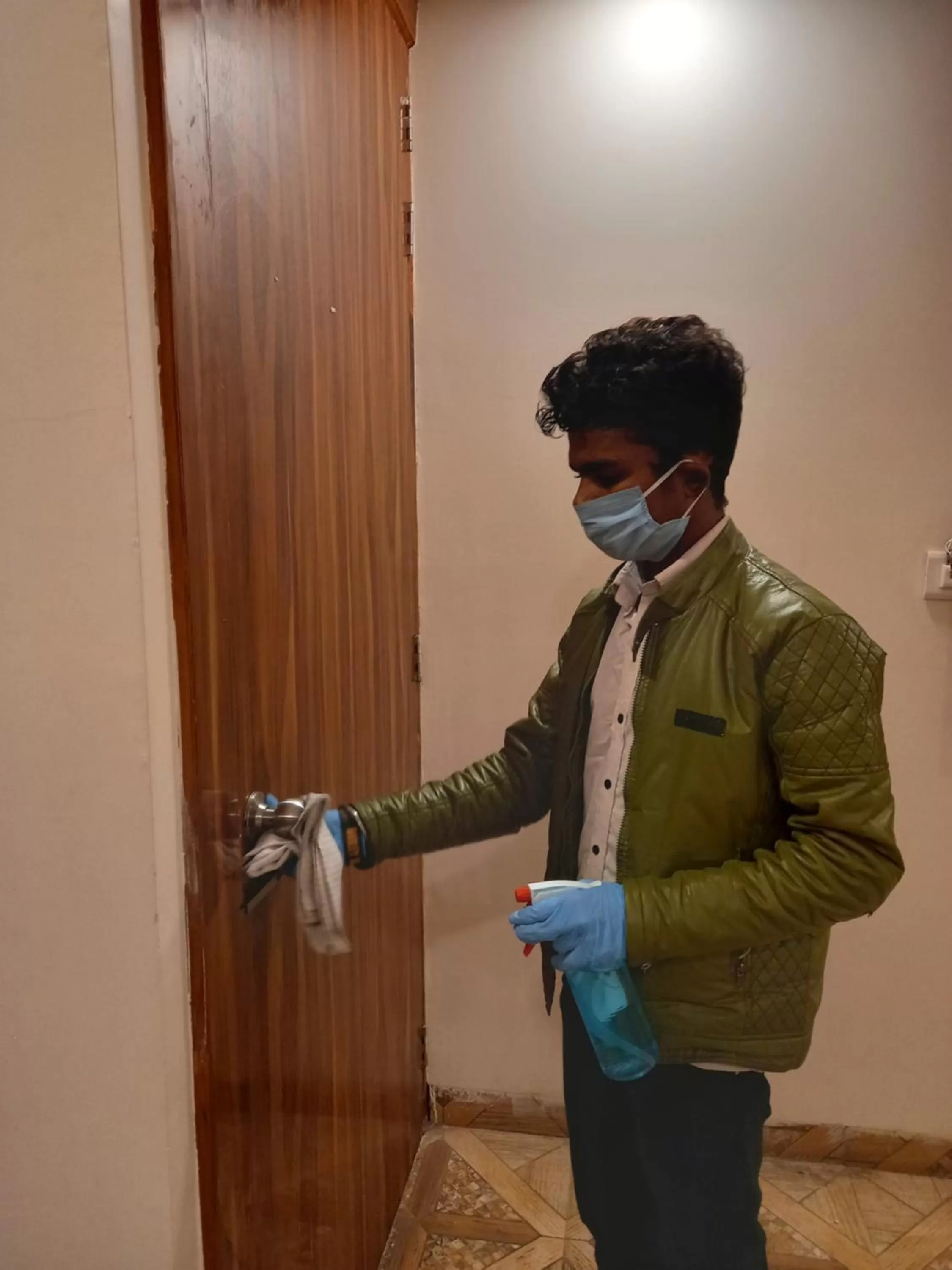 Staff in Olivia Hotels At Delhi Airport