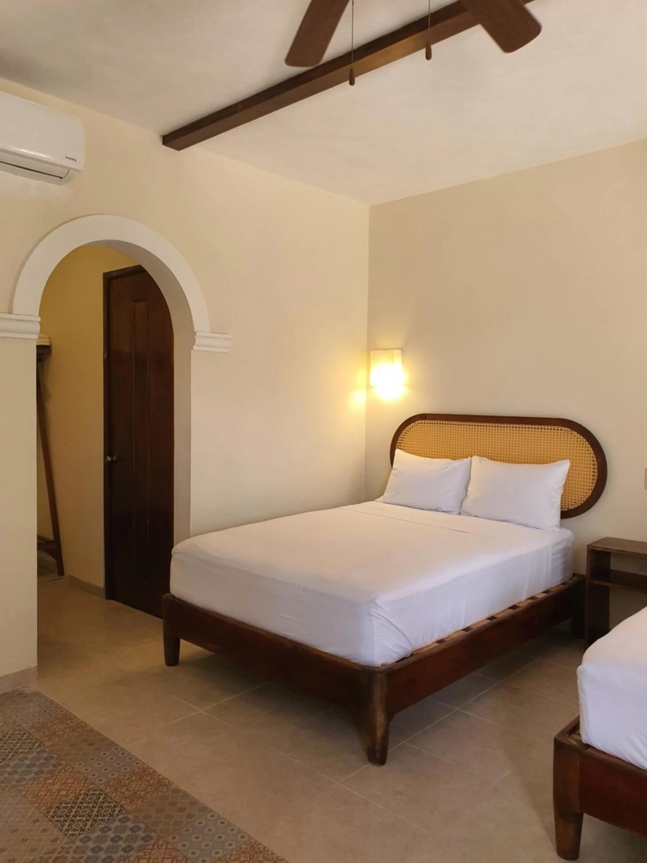 Property building, Bed in Hacienda María Elena Yucatán