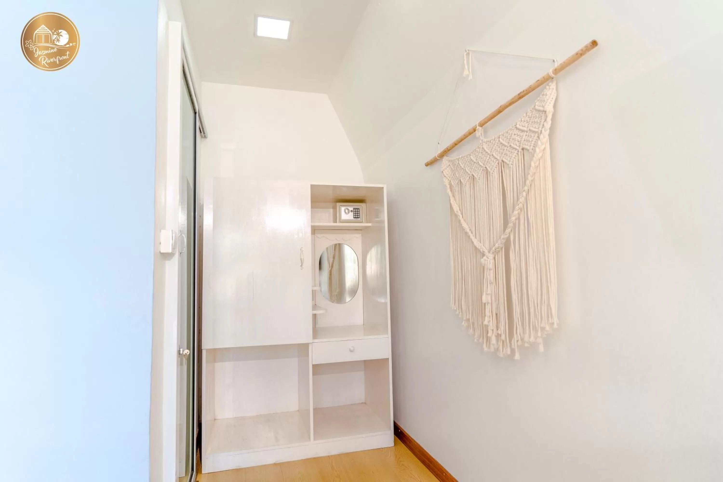 Photo of the whole room, Bathroom in Jasmine River Front