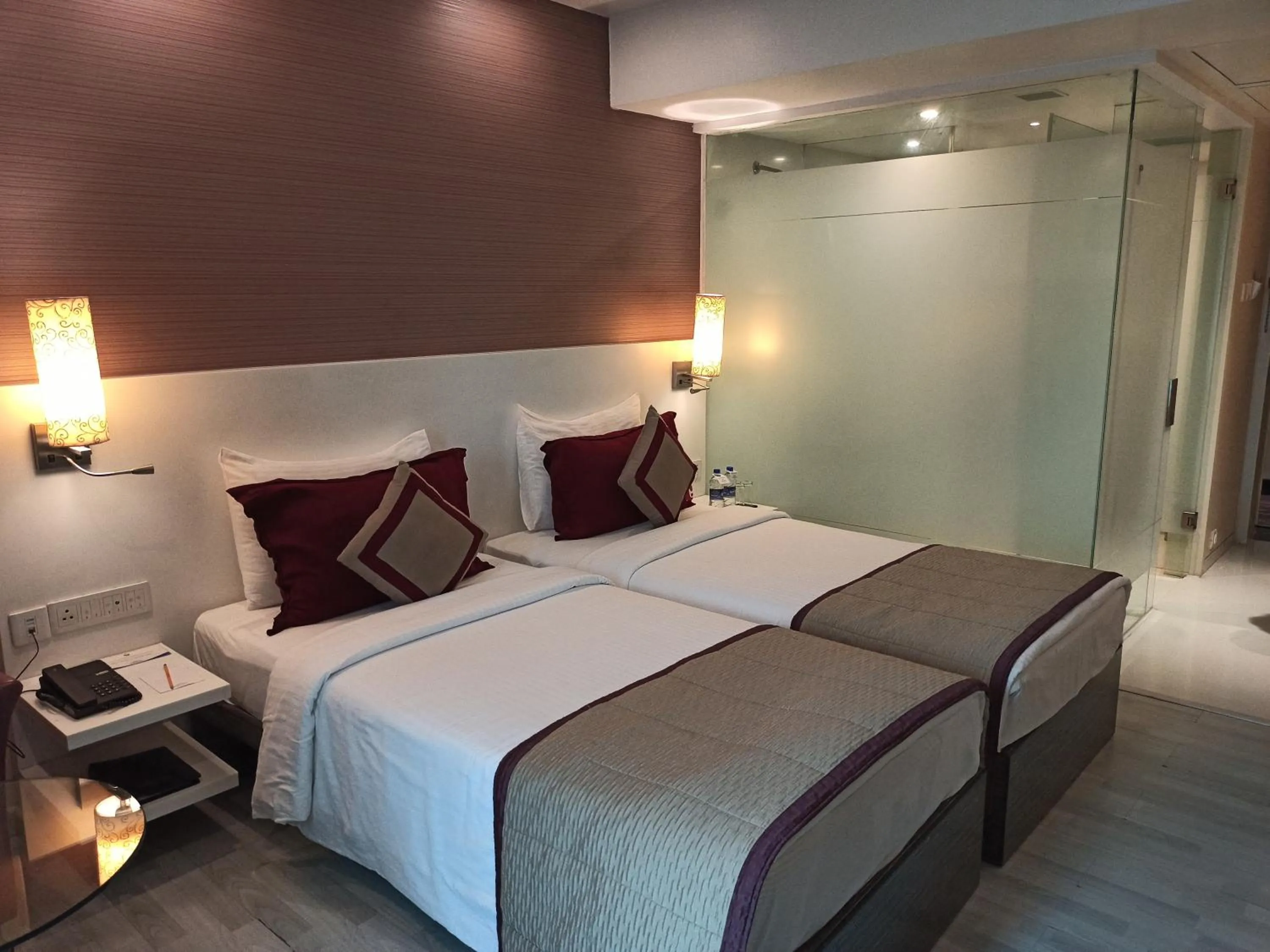 Bed in Majestic Court Sarovar Portico