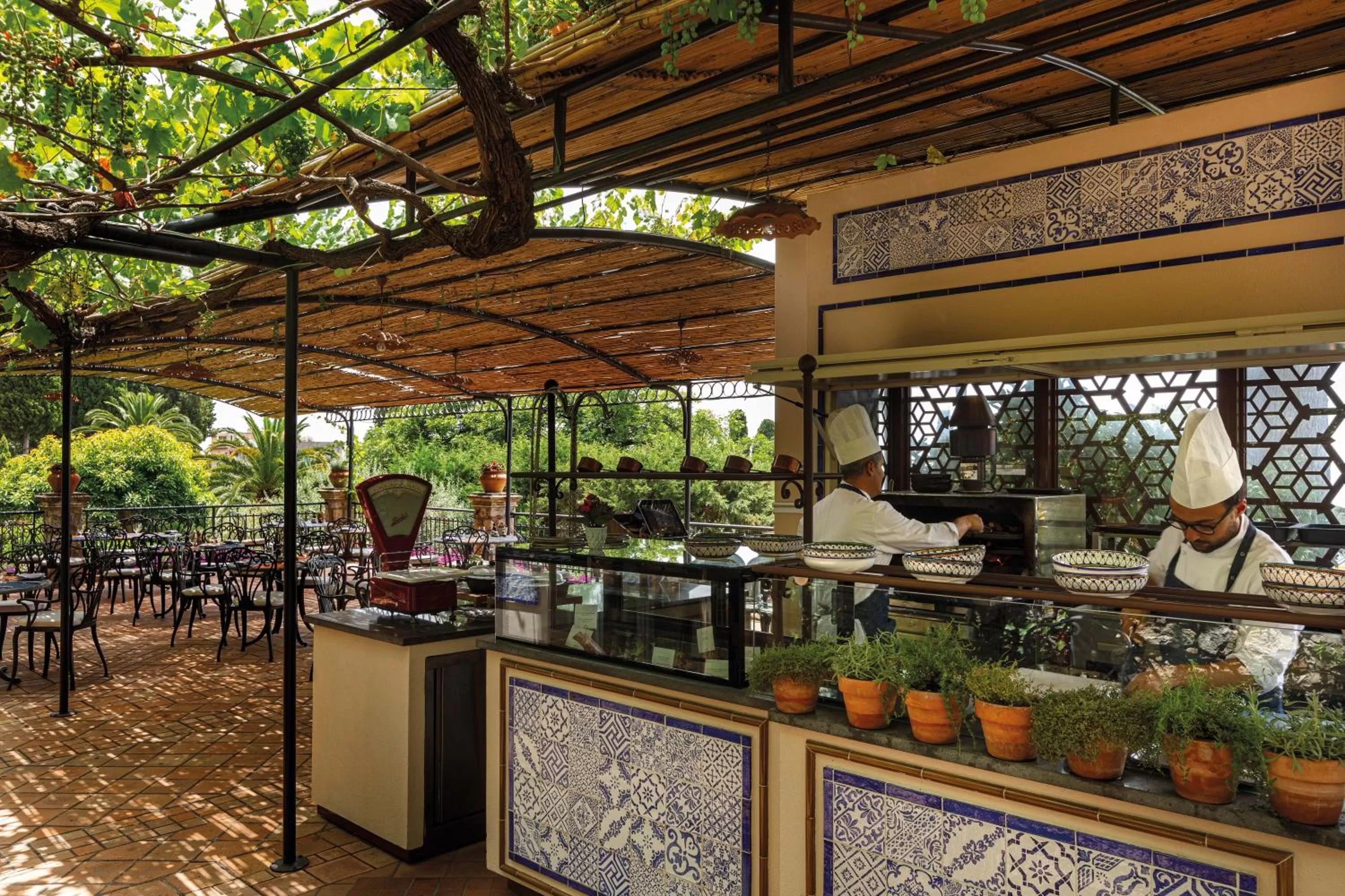 Restaurant/places to eat in Grand Hotel Timeo, A Belmond Hotel, Taormina