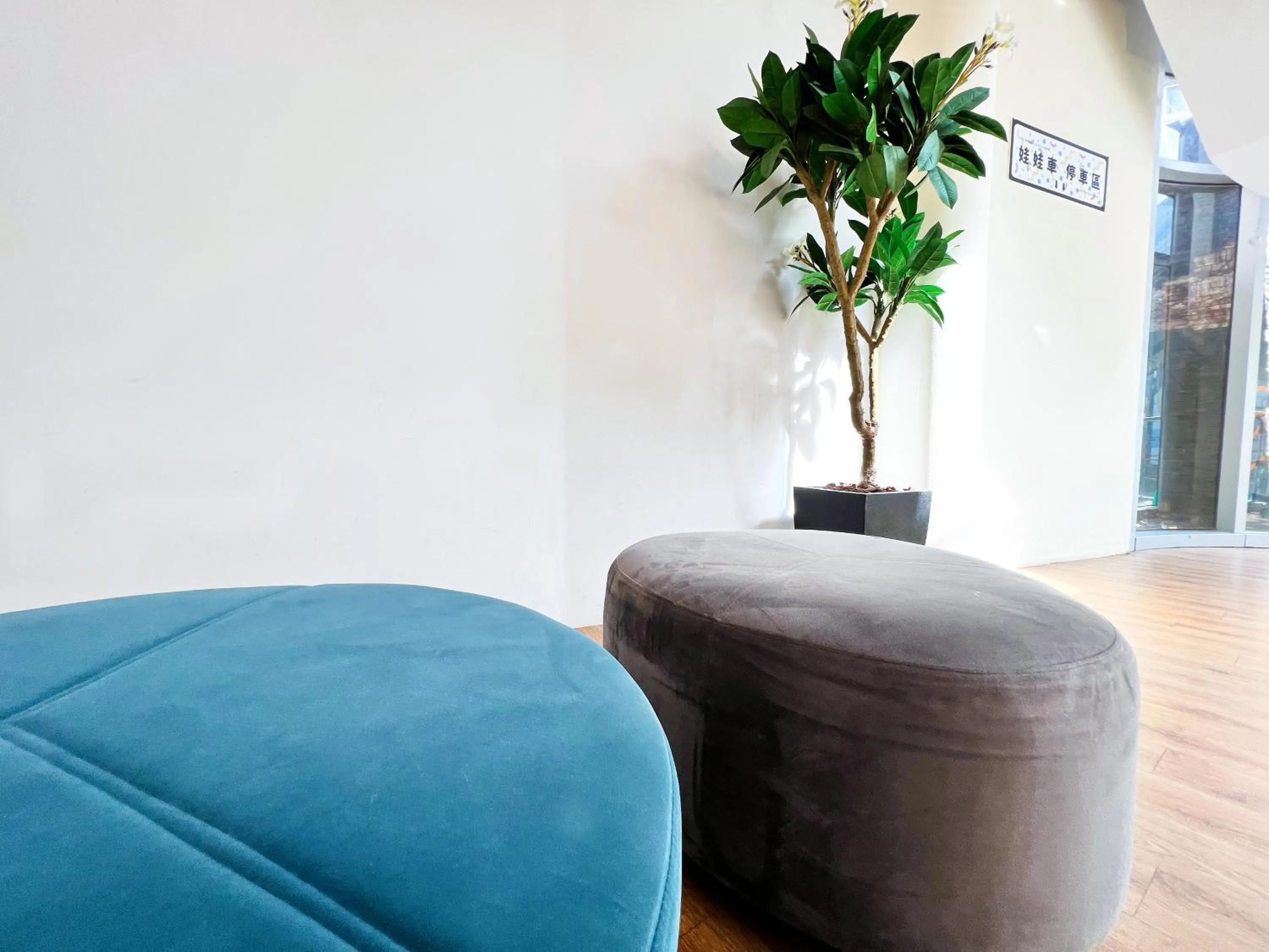 Lobby or reception in Wallsun Hotel