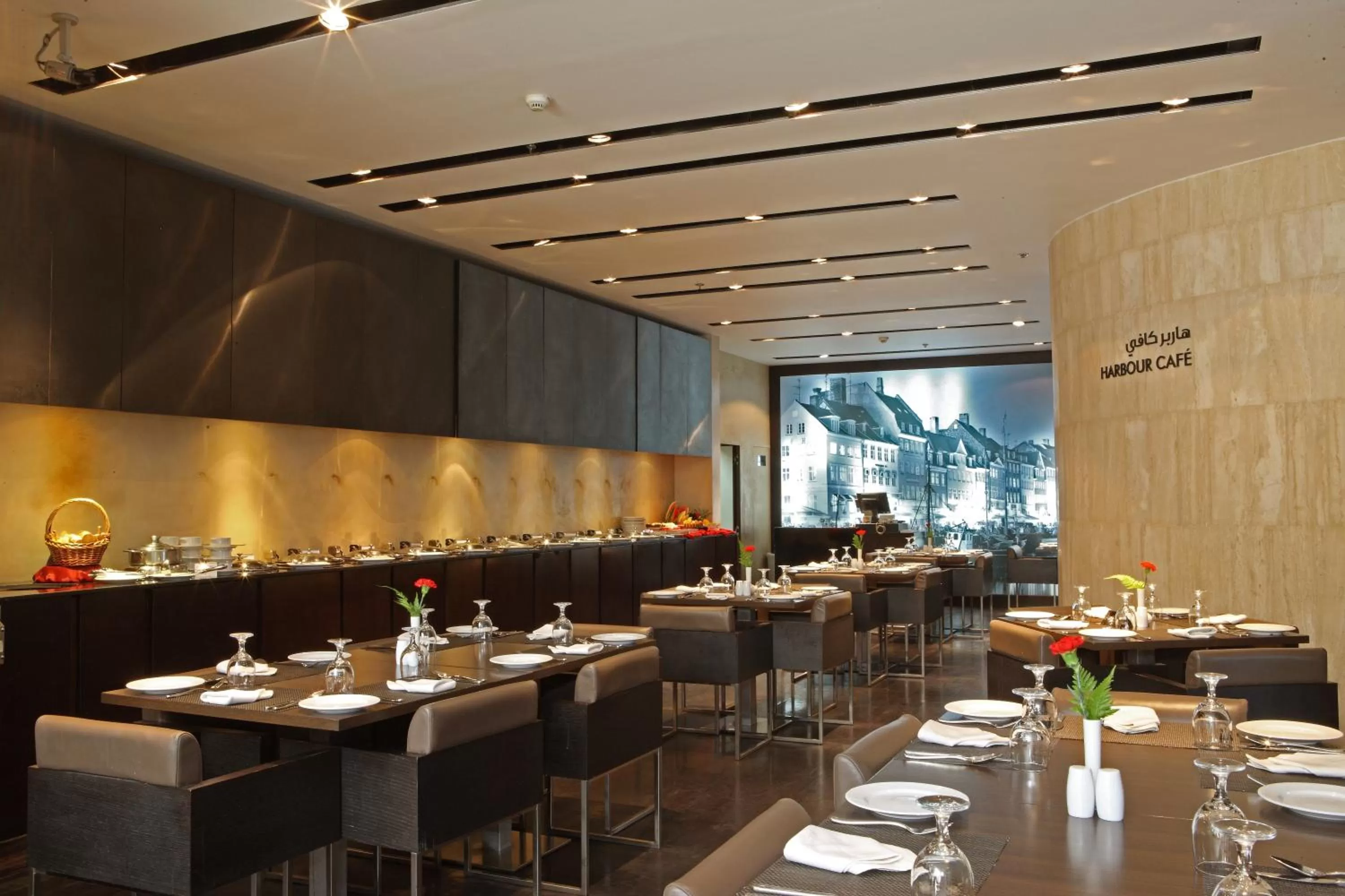 Restaurant/places to eat in Sea View Hotel Dubai