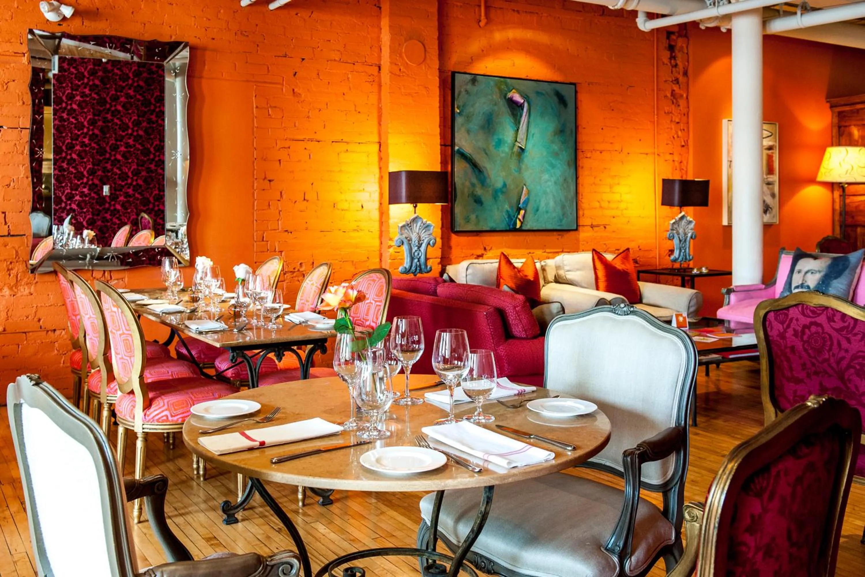 Restaurant/places to eat in The Ivy at Verity