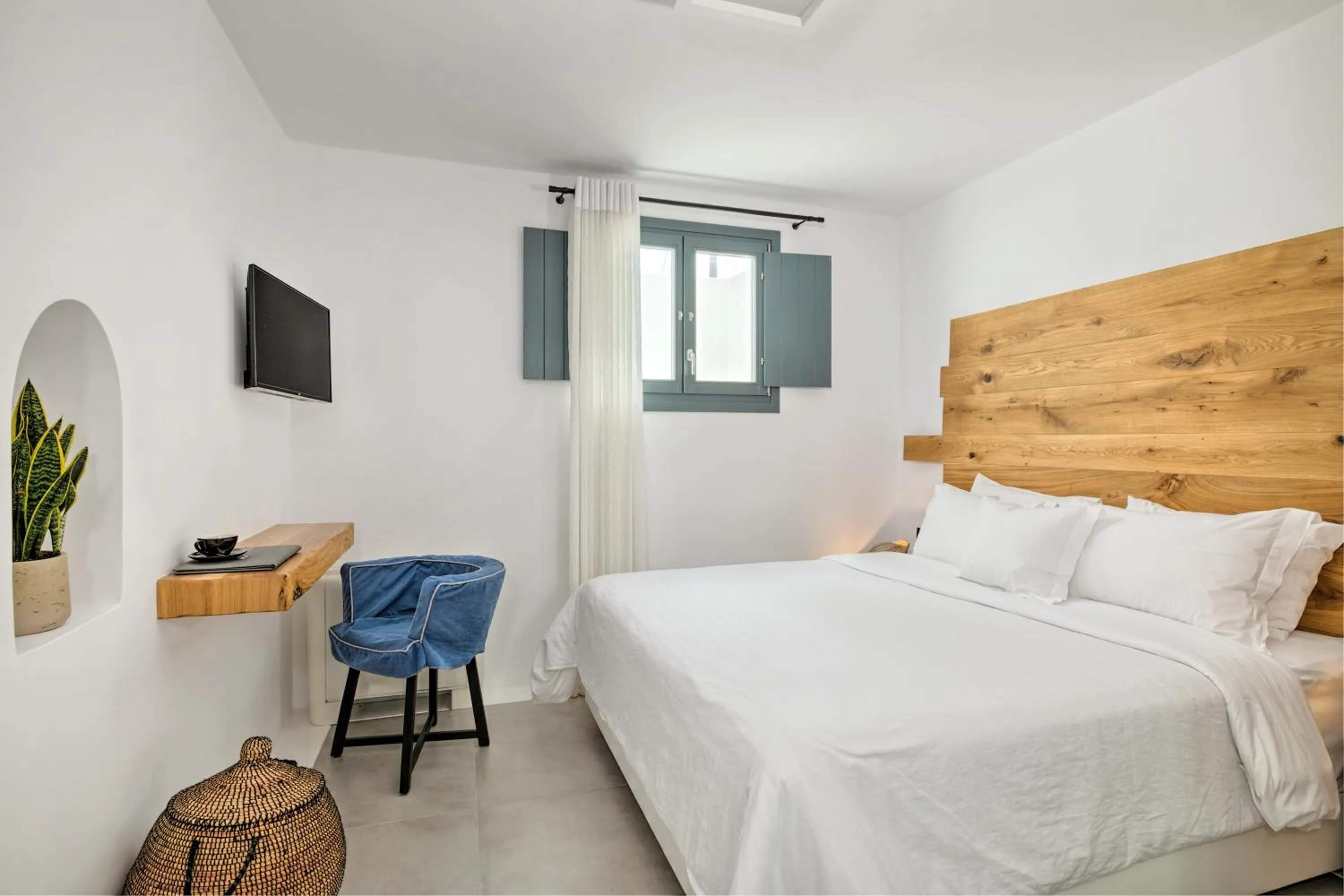 Bed in Portes Suites & Villas Mykonos