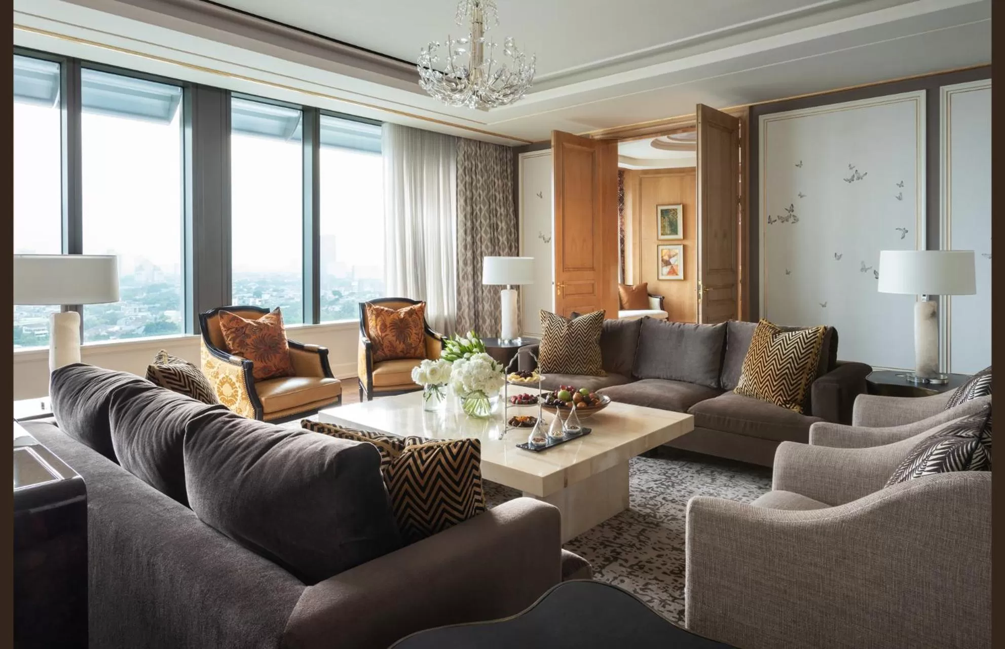 Living room in Four Seasons Hotel Jakarta