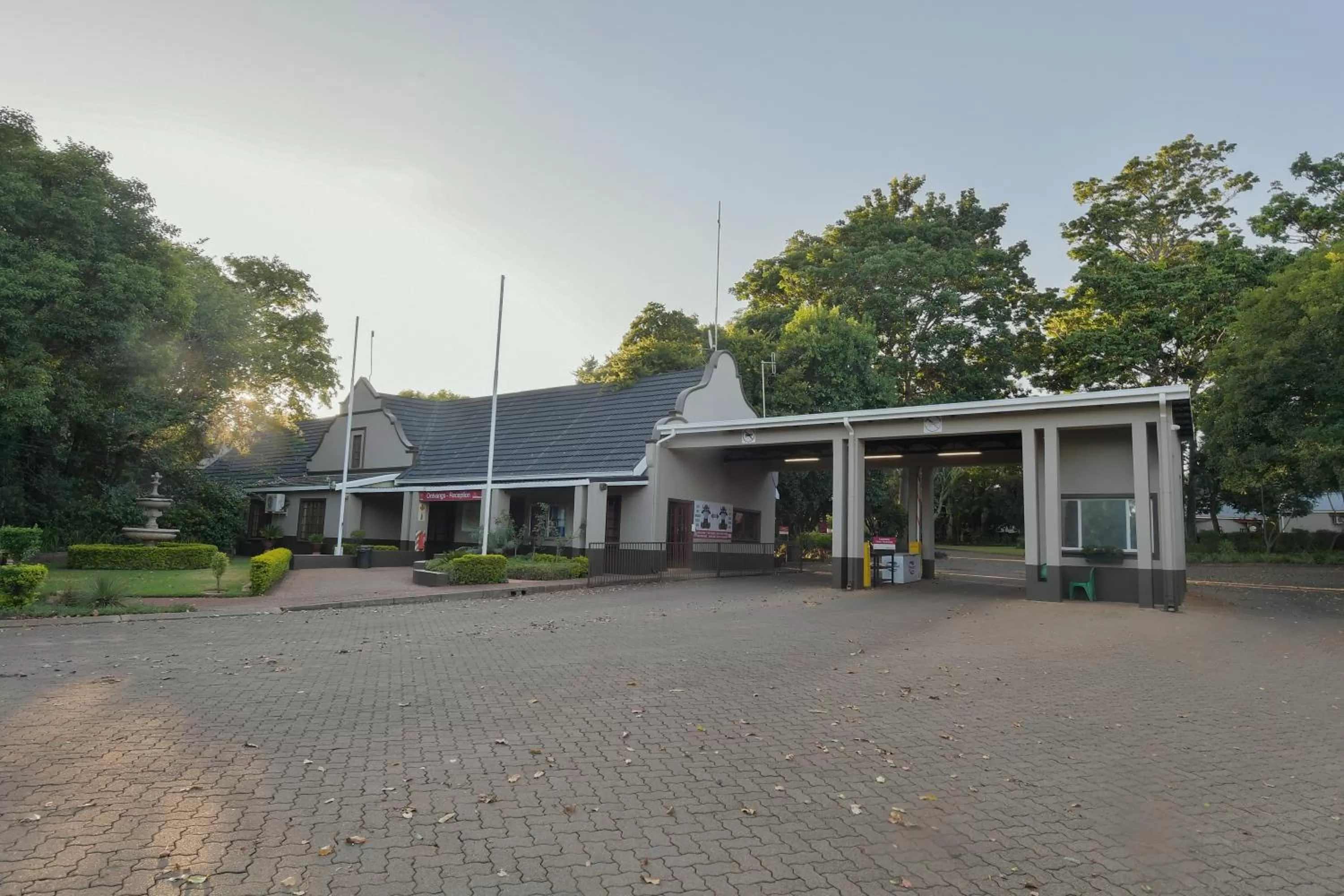 Facade/entrance, Property Building in ATKV Buffelspoort