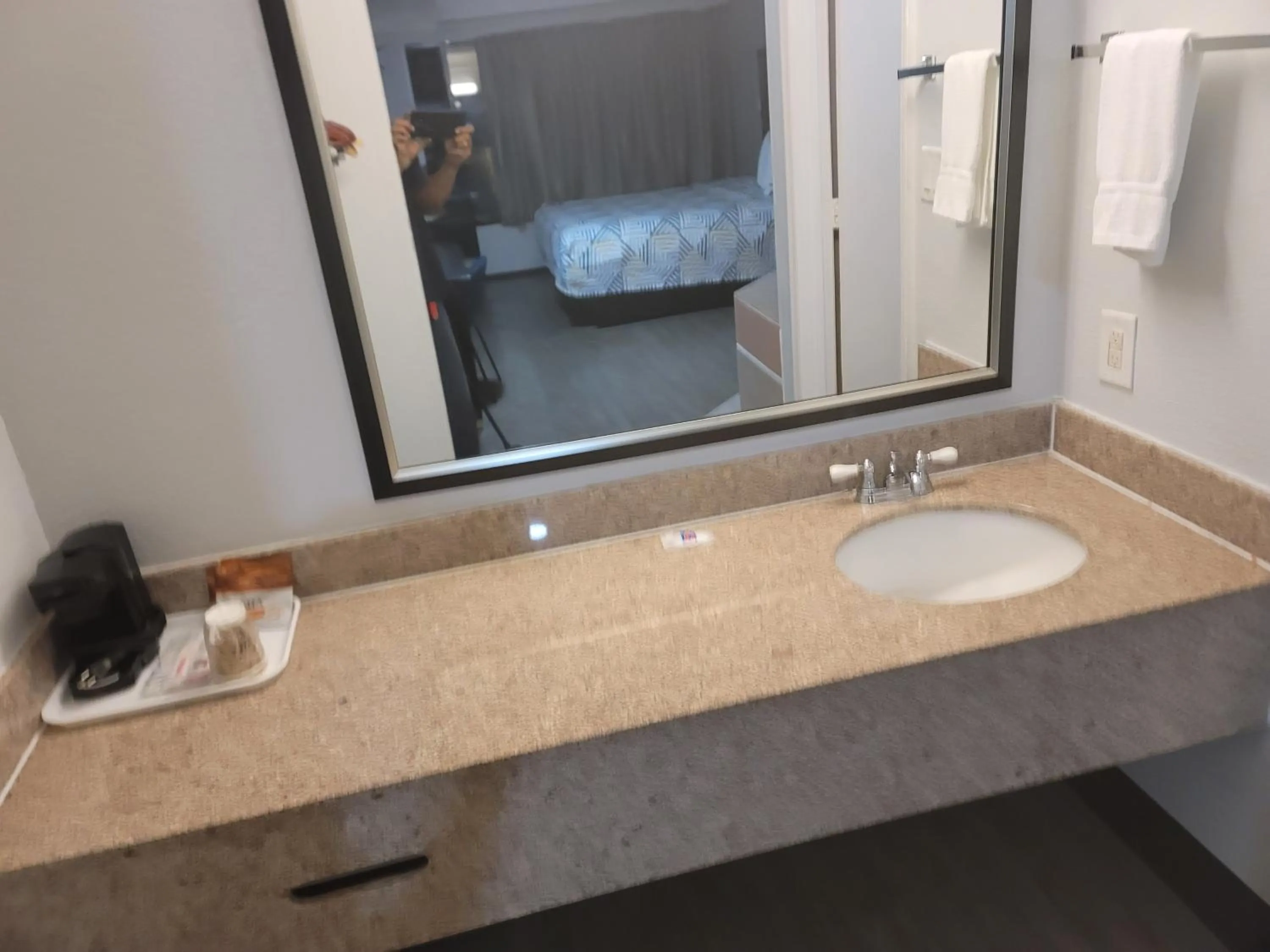 Bathroom in Studio 6 Suites Hinesville, GA