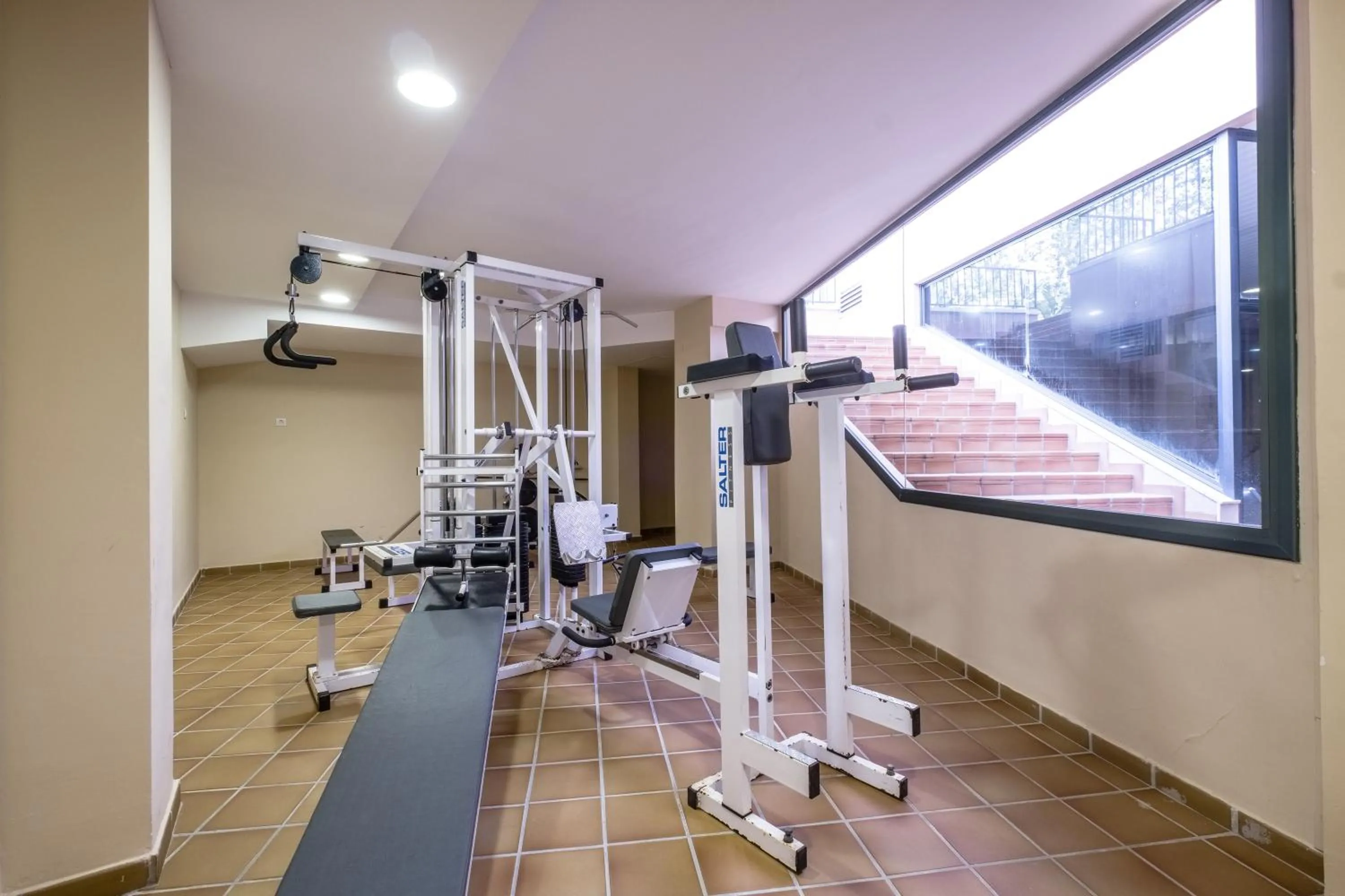 Fitness centre/facilities in Hotel California Palace