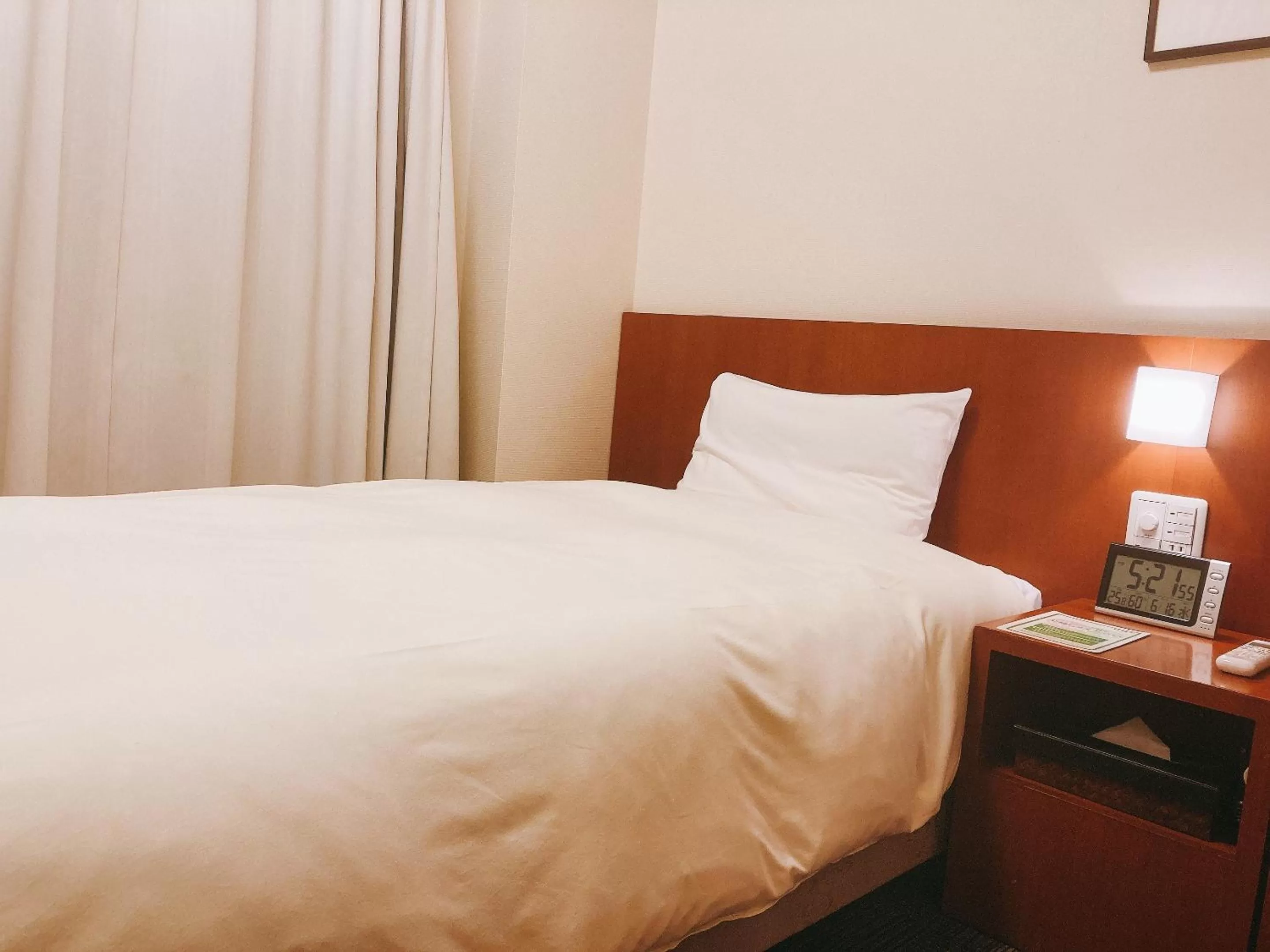 Photo of the whole room, Bed in Dormy Inn Kanazawa Natural Hot Spring