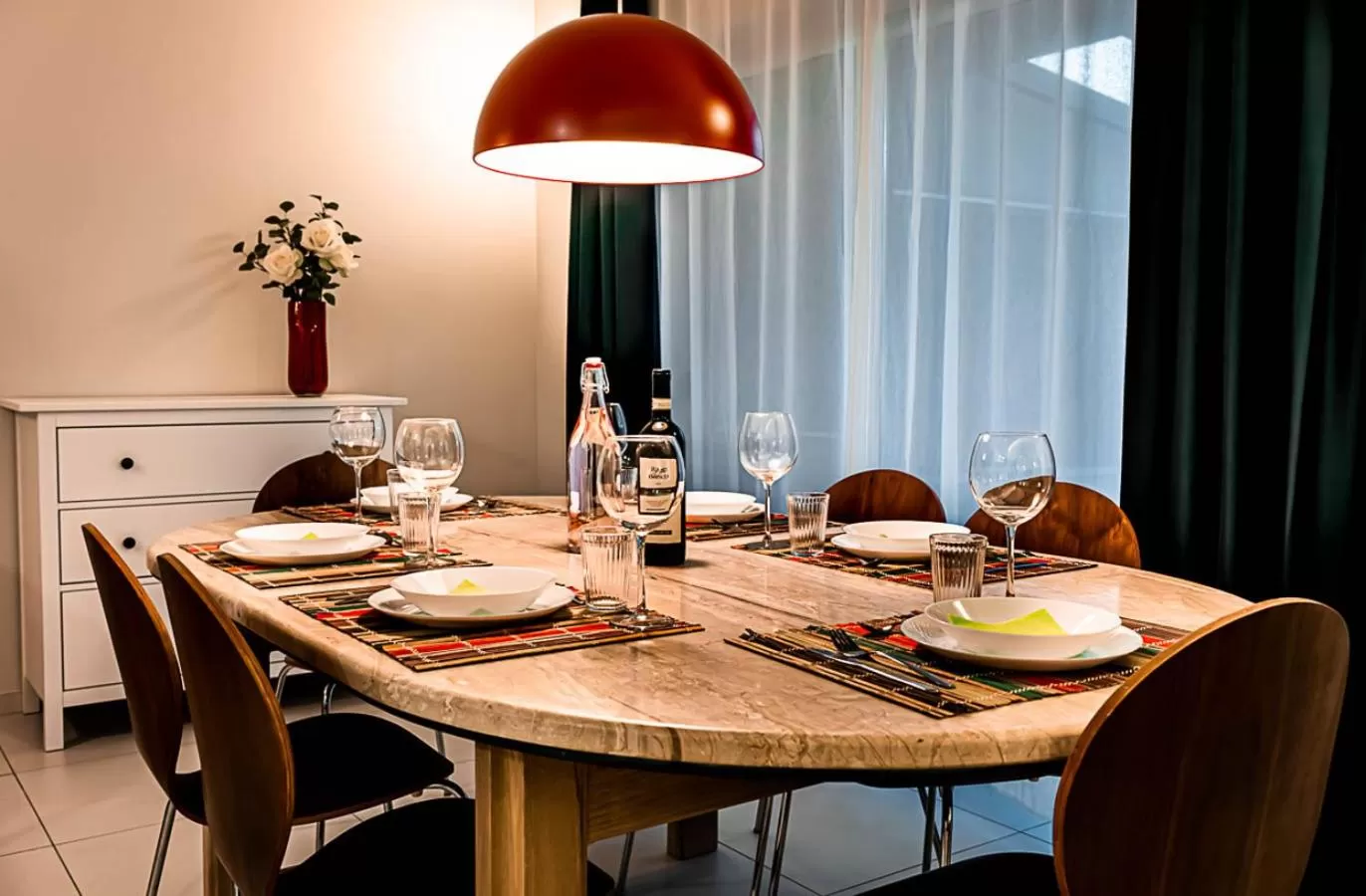 Dining area in Business Hotel
